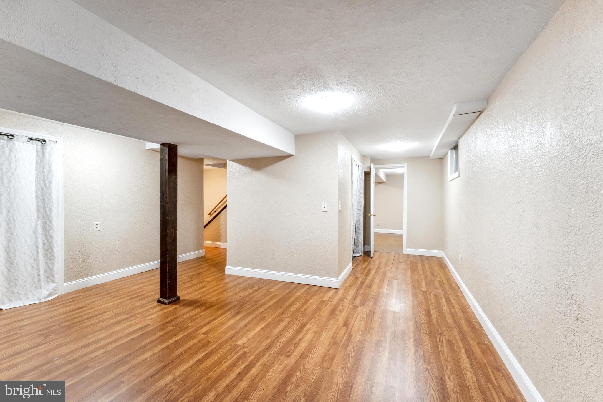 GREENBRIAR WOODS - Residential