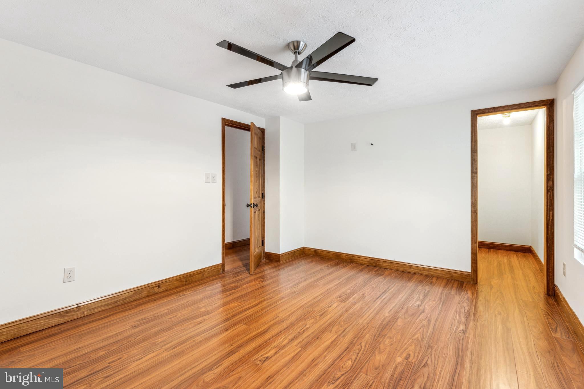 GREENBRIAR WOODS - Residential