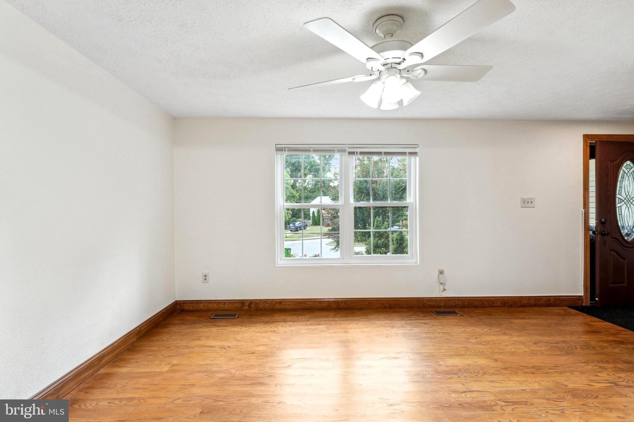 GREENBRIAR WOODS - Residential