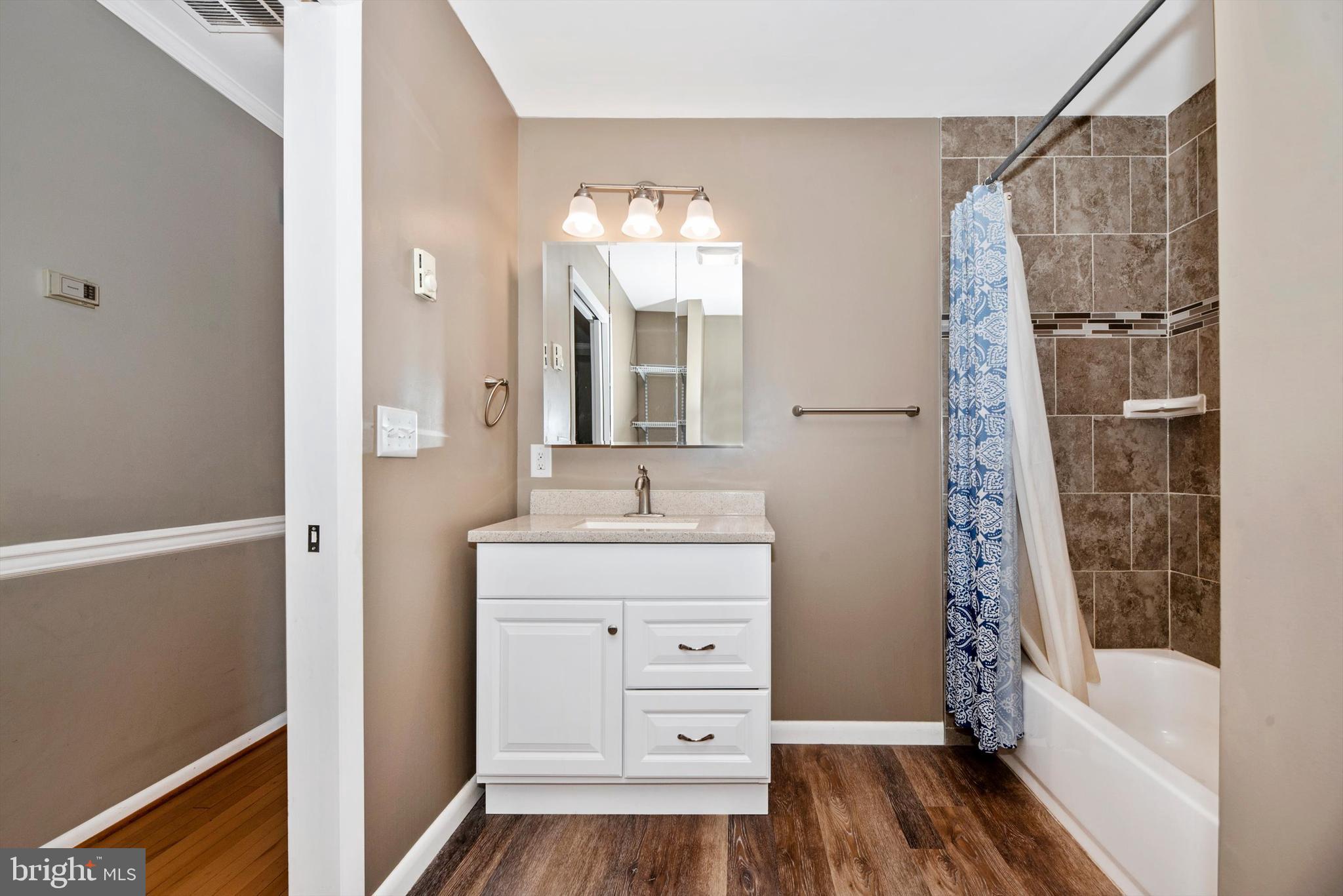 MYERSVILLE - Residential