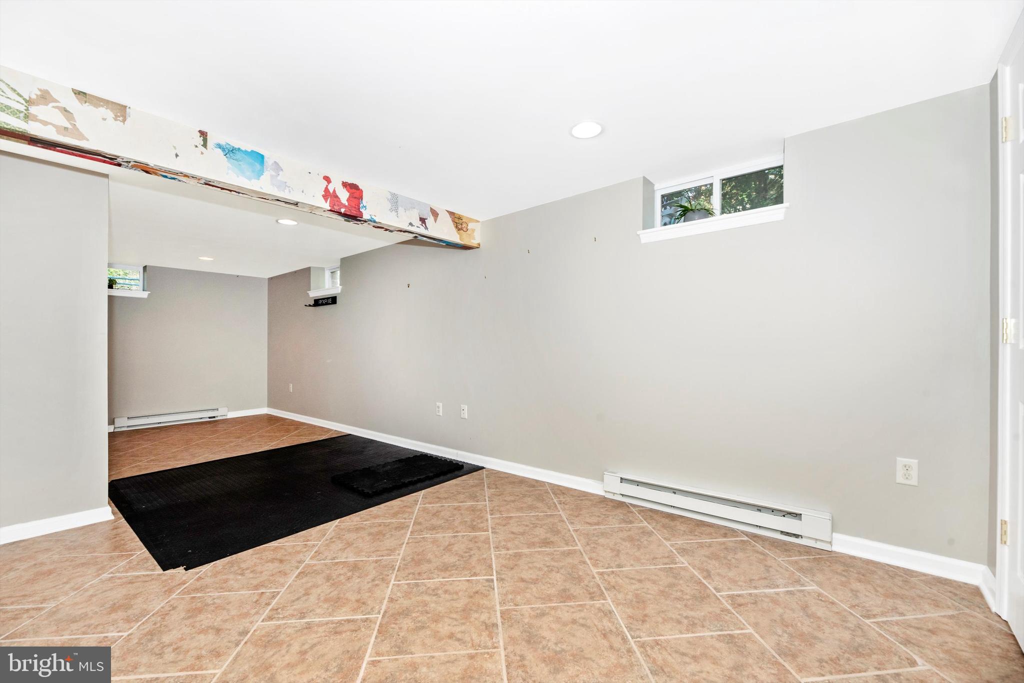 MYERSVILLE - Residential