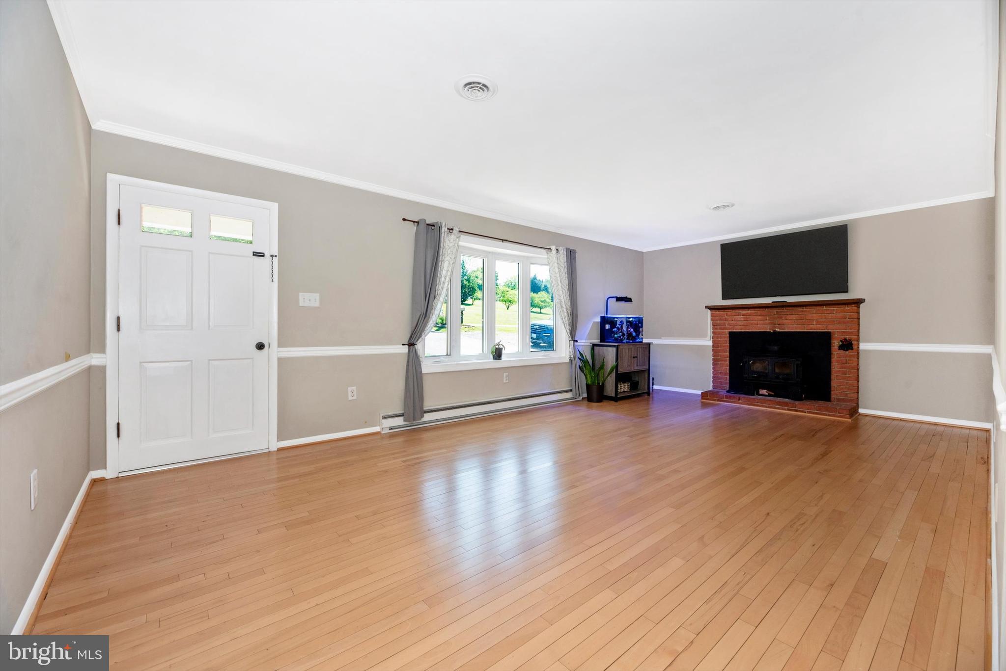 MYERSVILLE - Residential