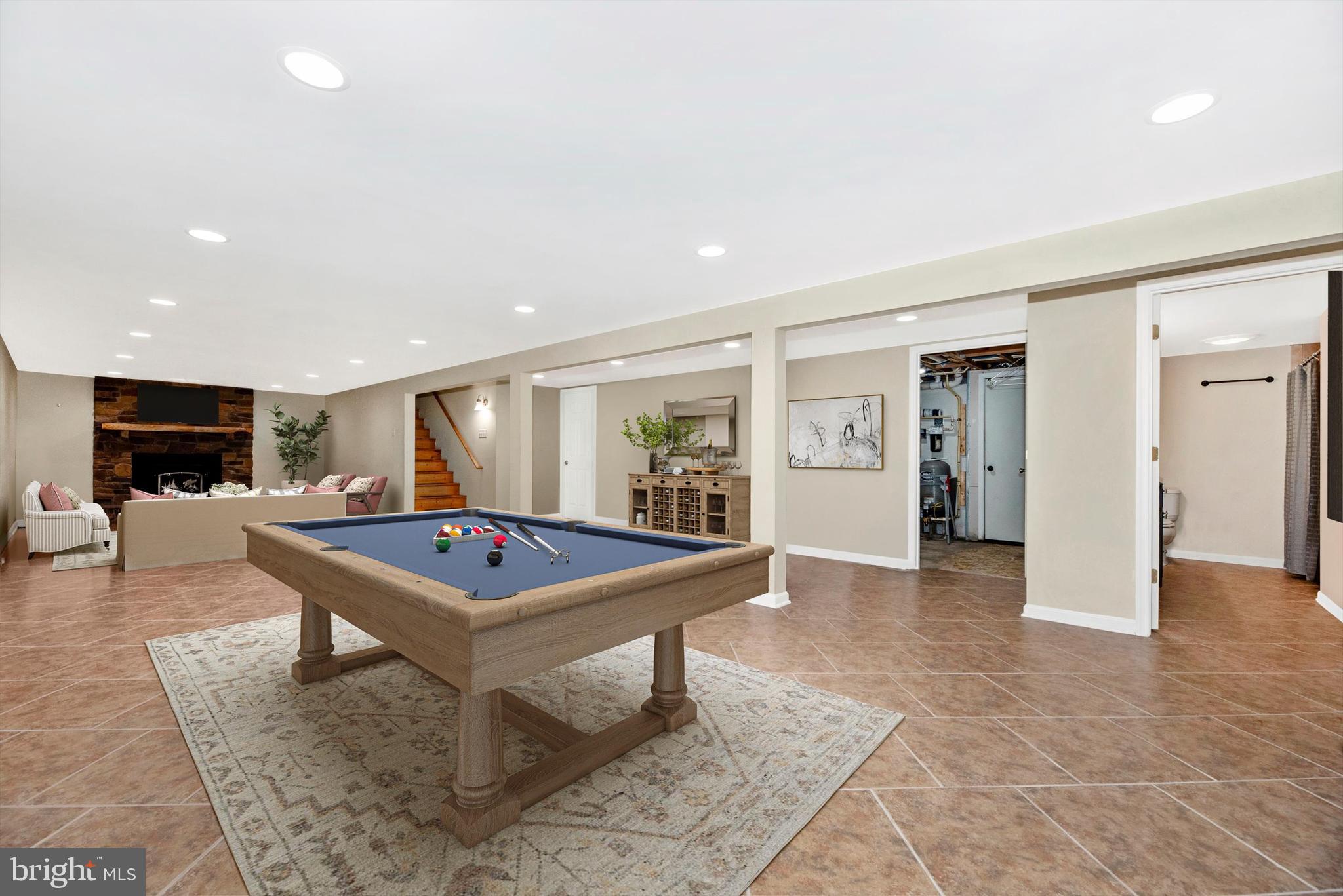MYERSVILLE - Residential