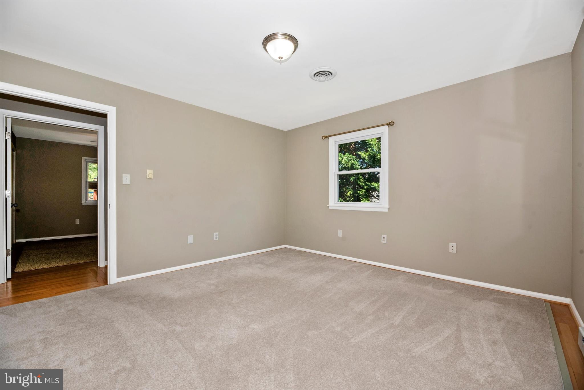 MYERSVILLE - Residential