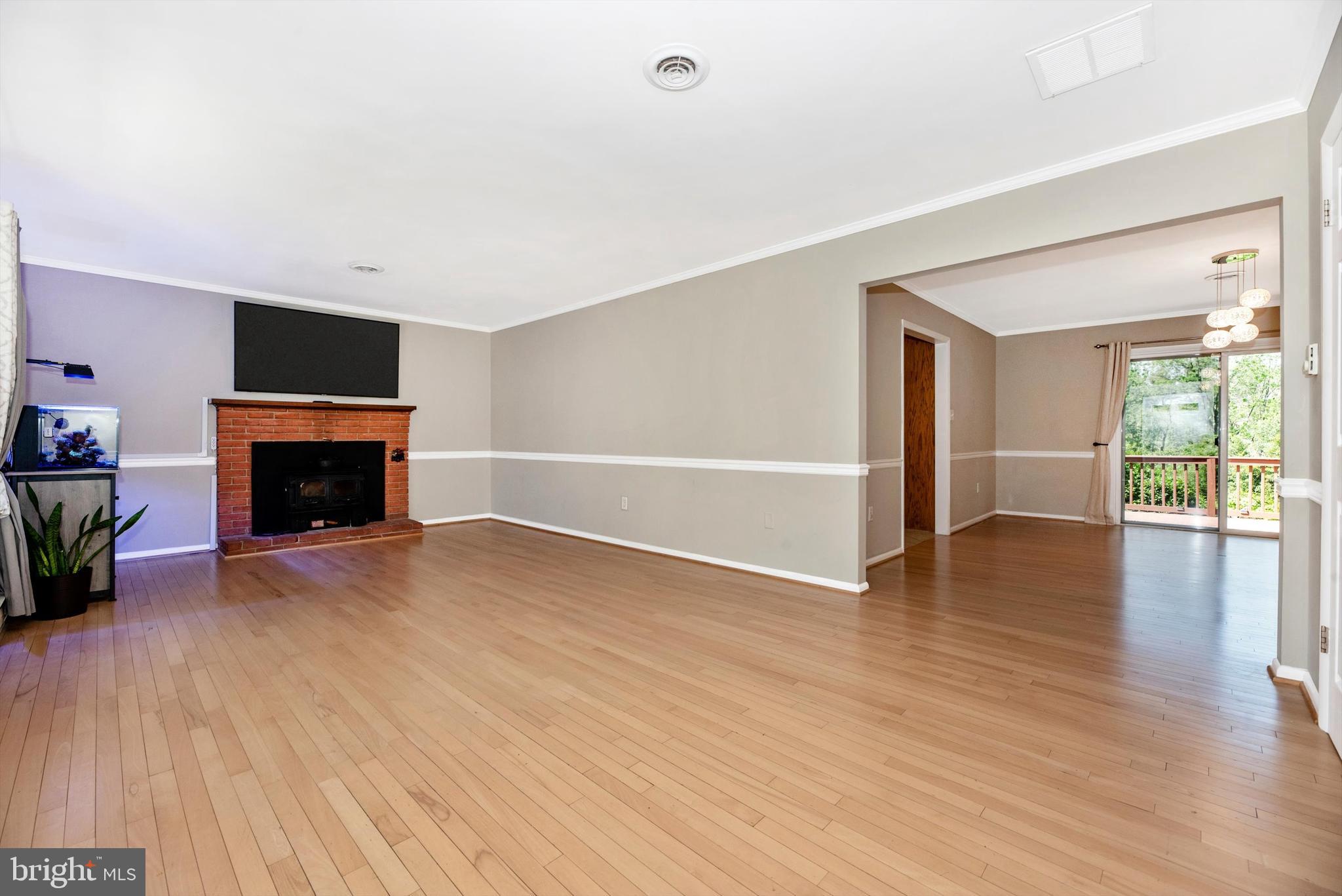 MYERSVILLE - Residential