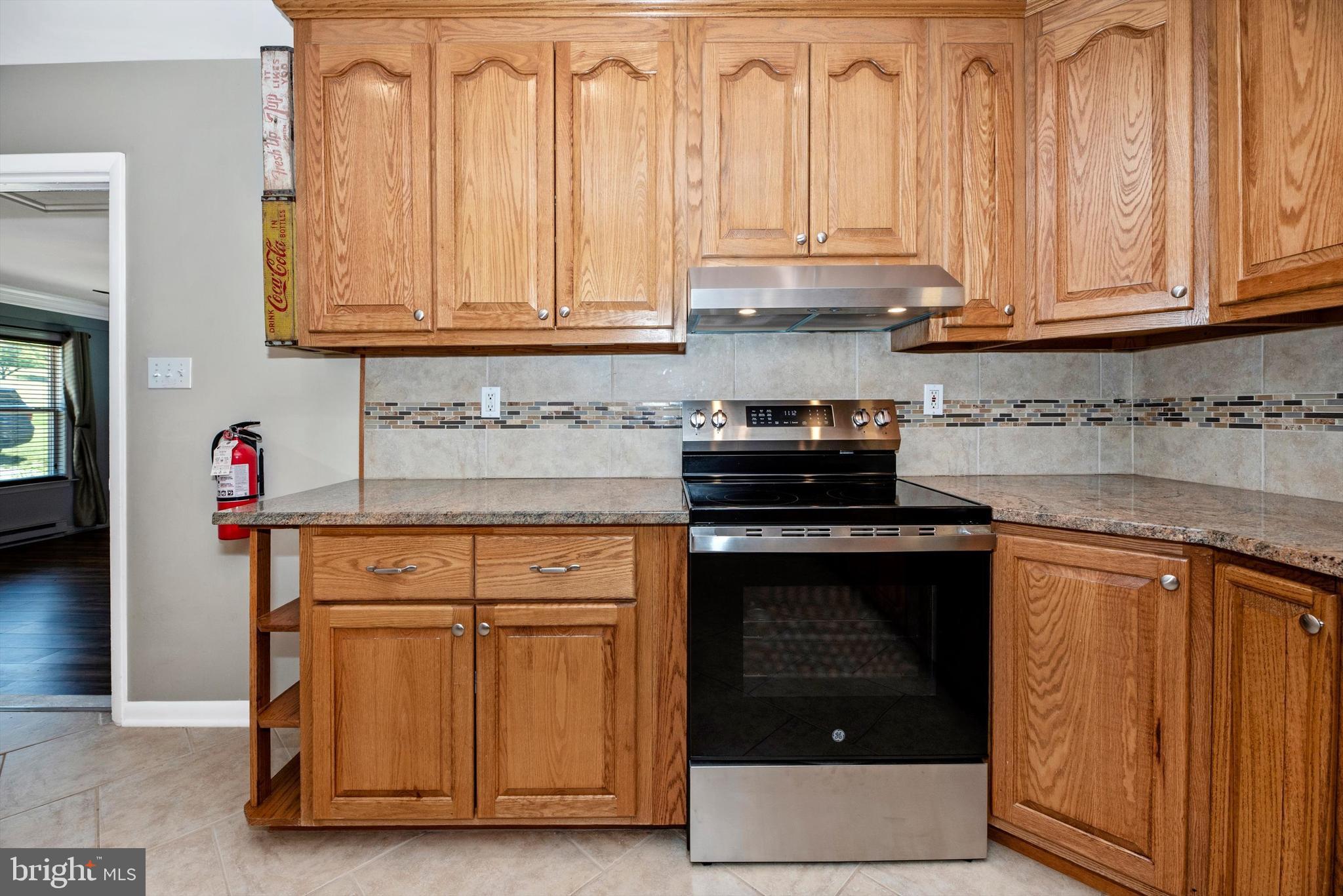 MYERSVILLE - Residential