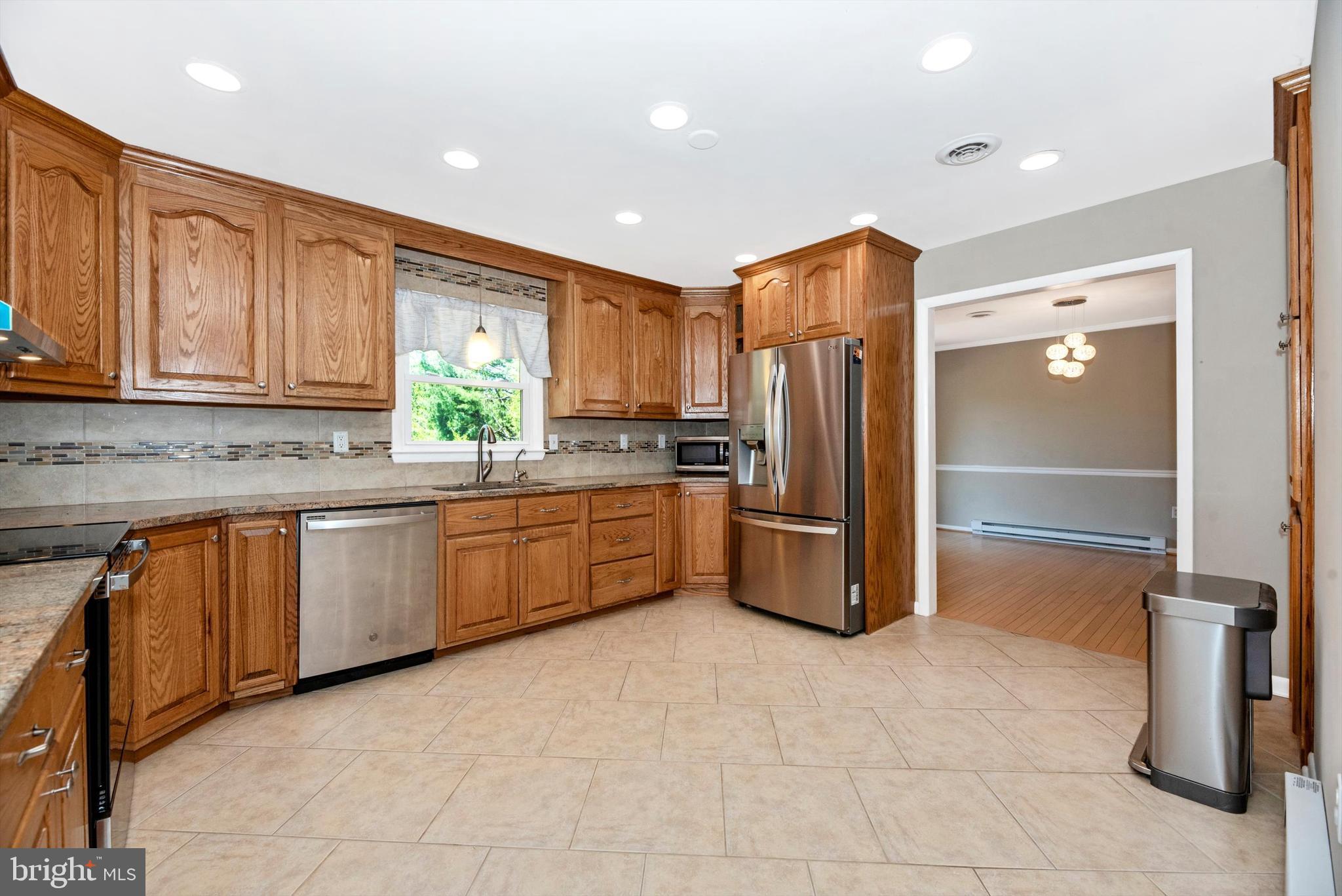MYERSVILLE - Residential