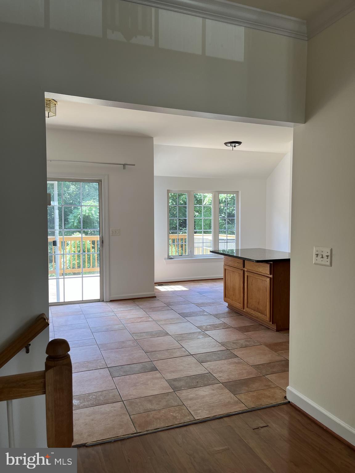 LAKESIDE - Residential Lease