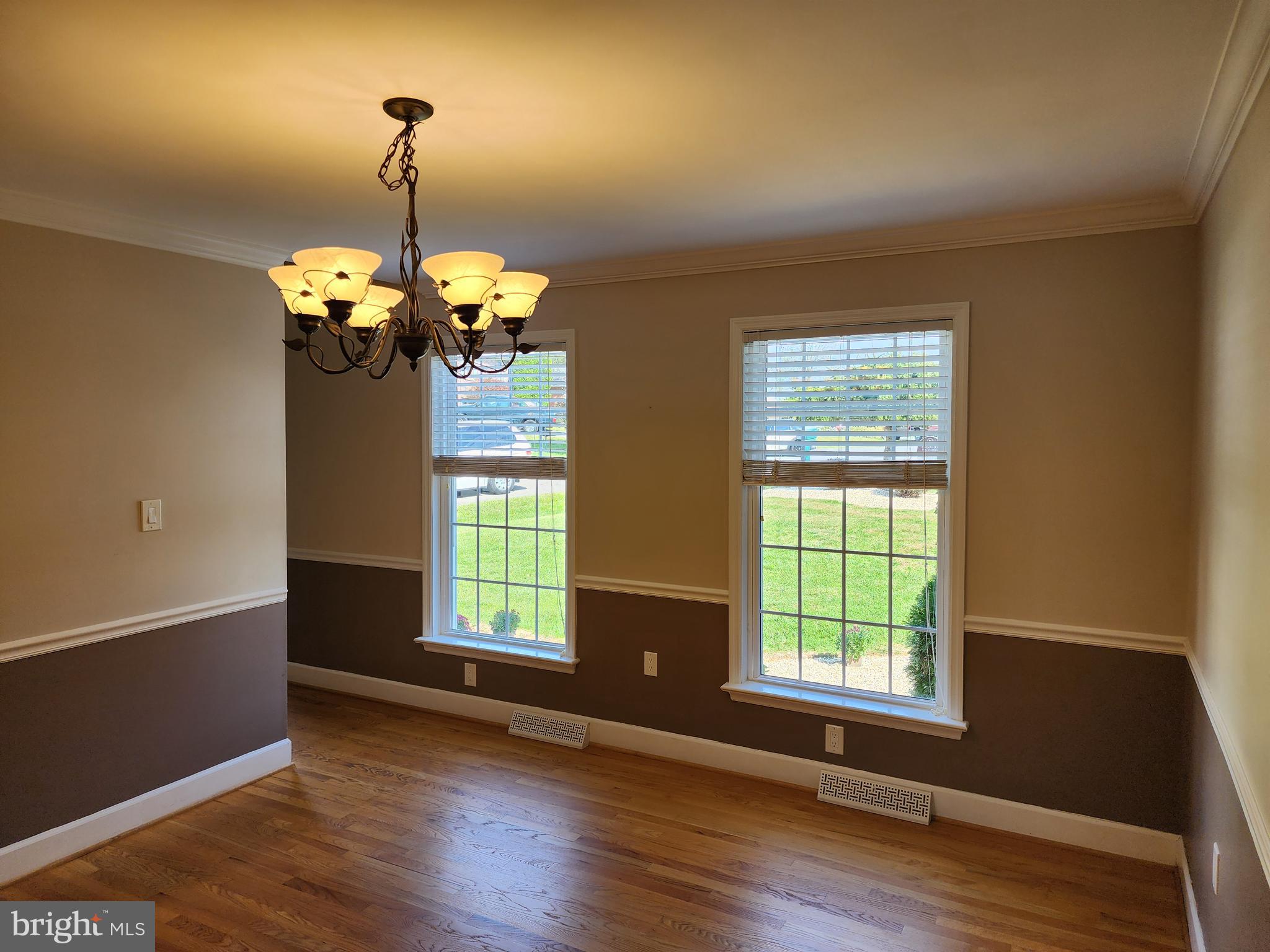 POTOMAC MANOR - Residential