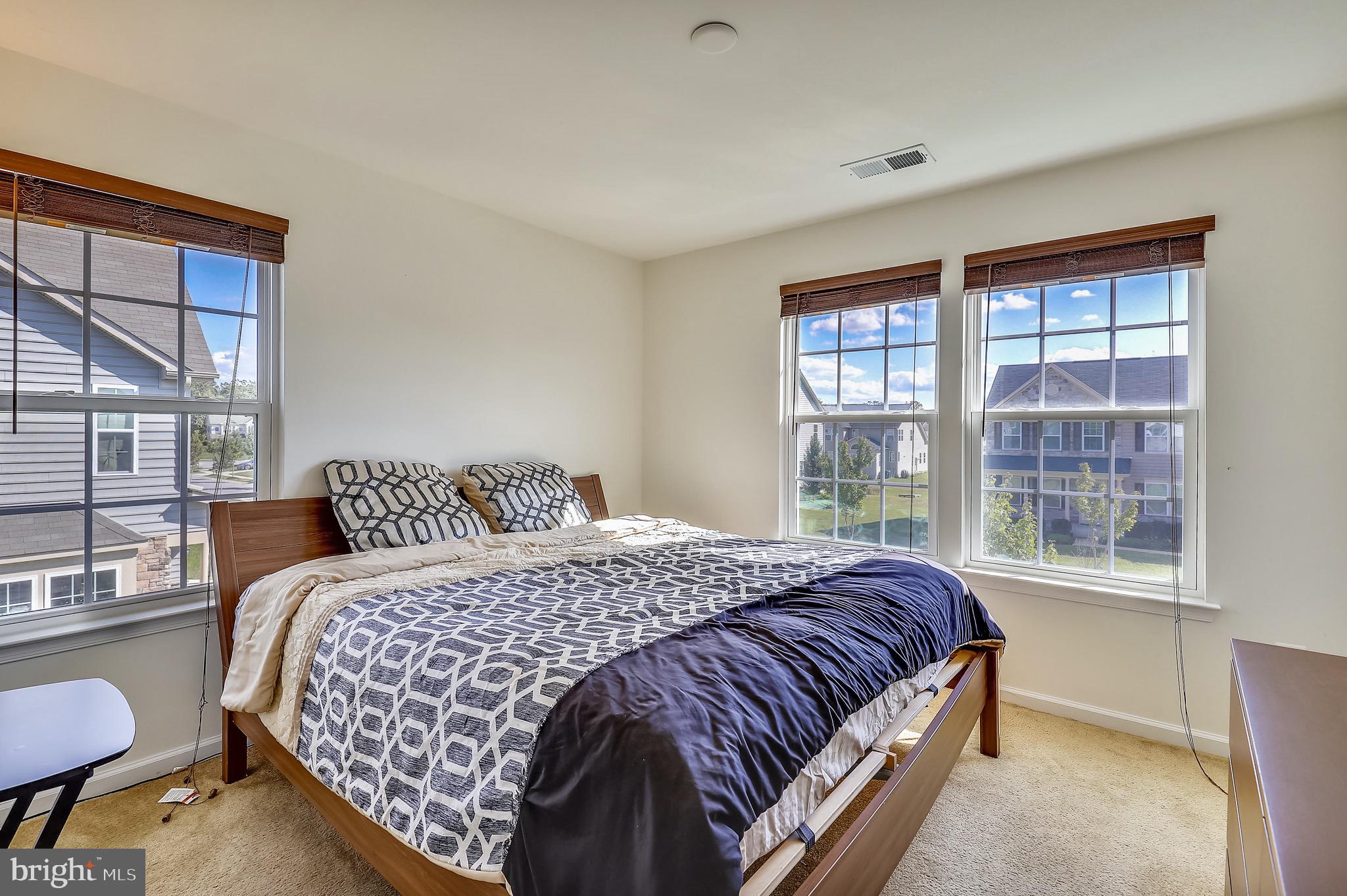 GREENHAVEN RUN - Residential