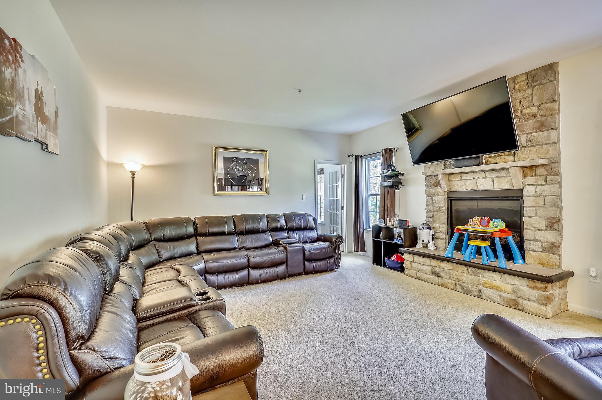 GREENHAVEN RUN - Residential