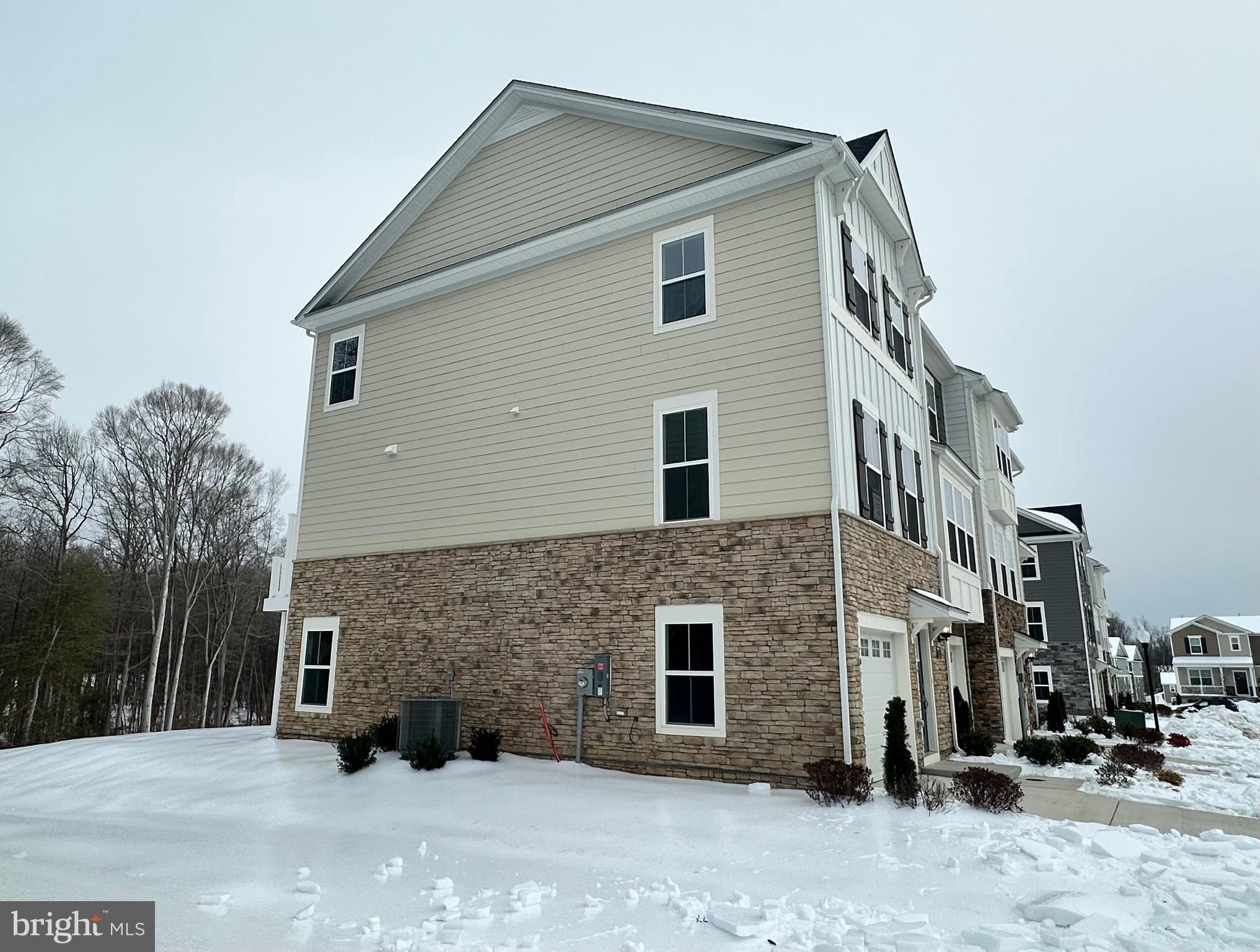 ST CHARLES - Residential