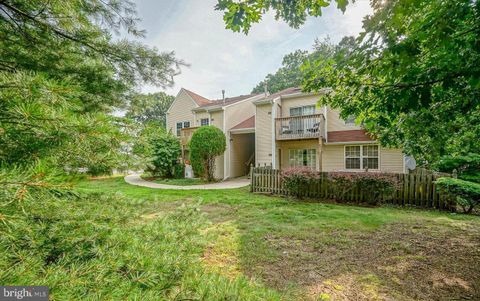 Townhouse For Rent - 1214 Tristram Circle<br/> MANTUA, NJ 08051