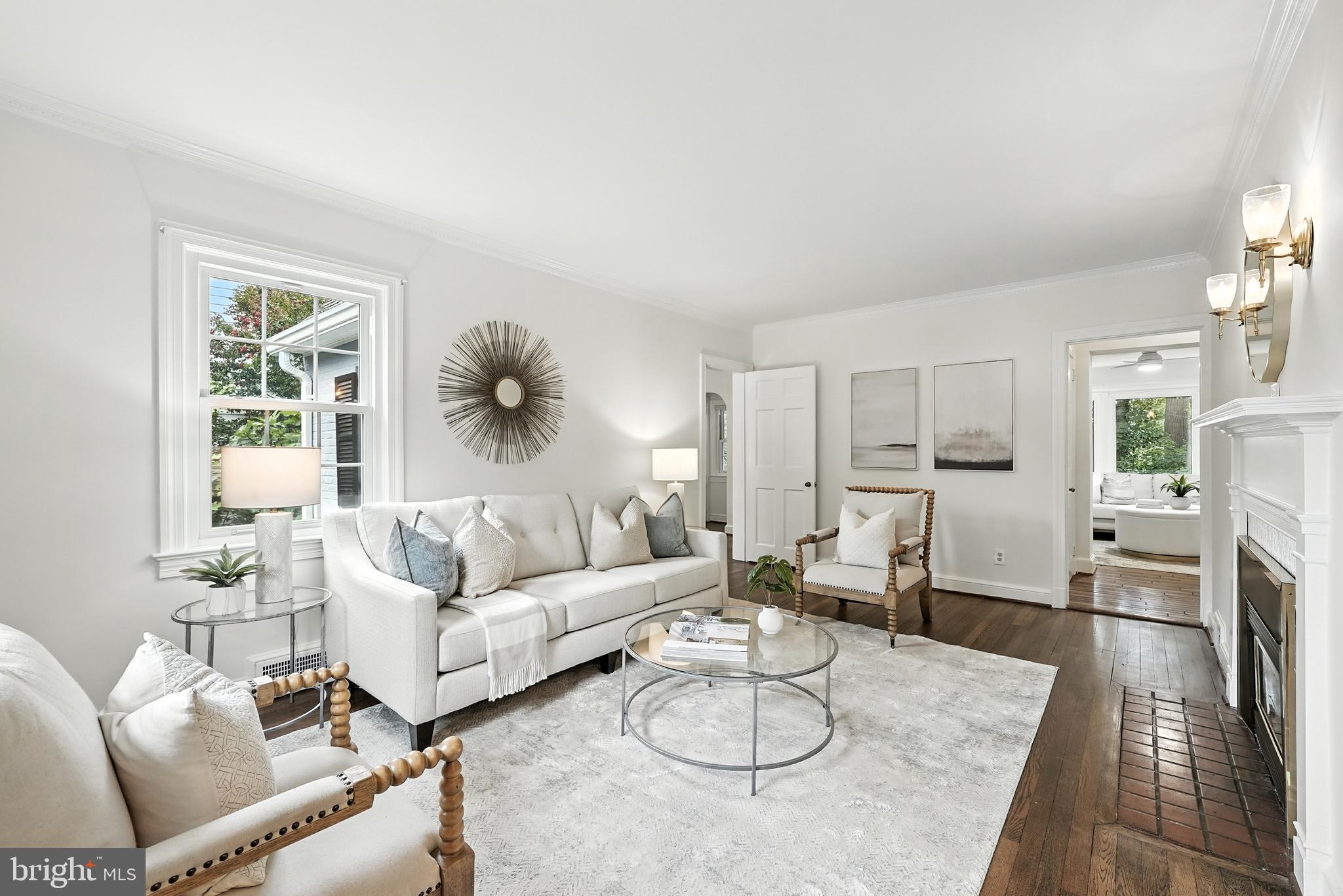 LEE HEIGHTS - Residential