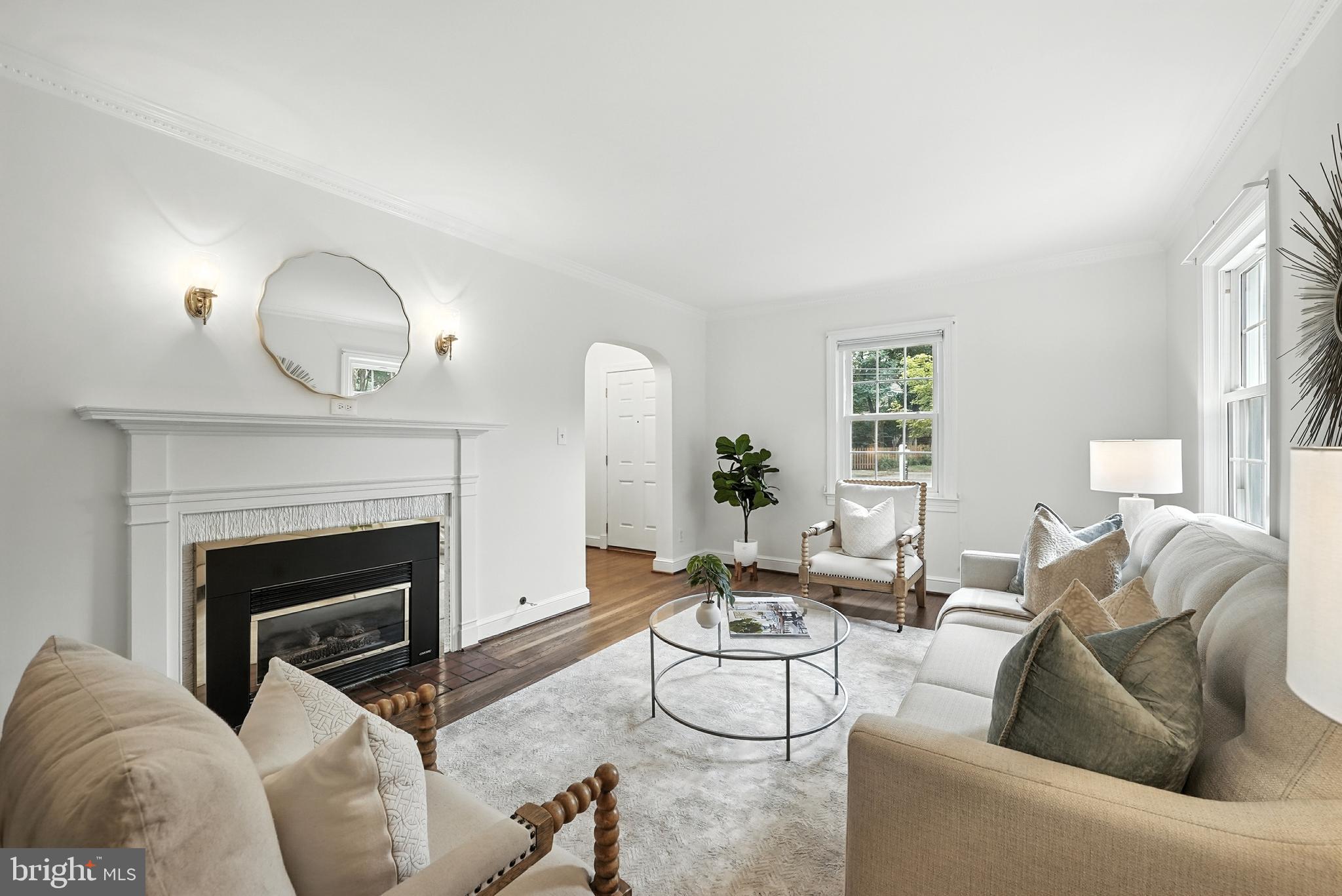 LEE HEIGHTS - Residential