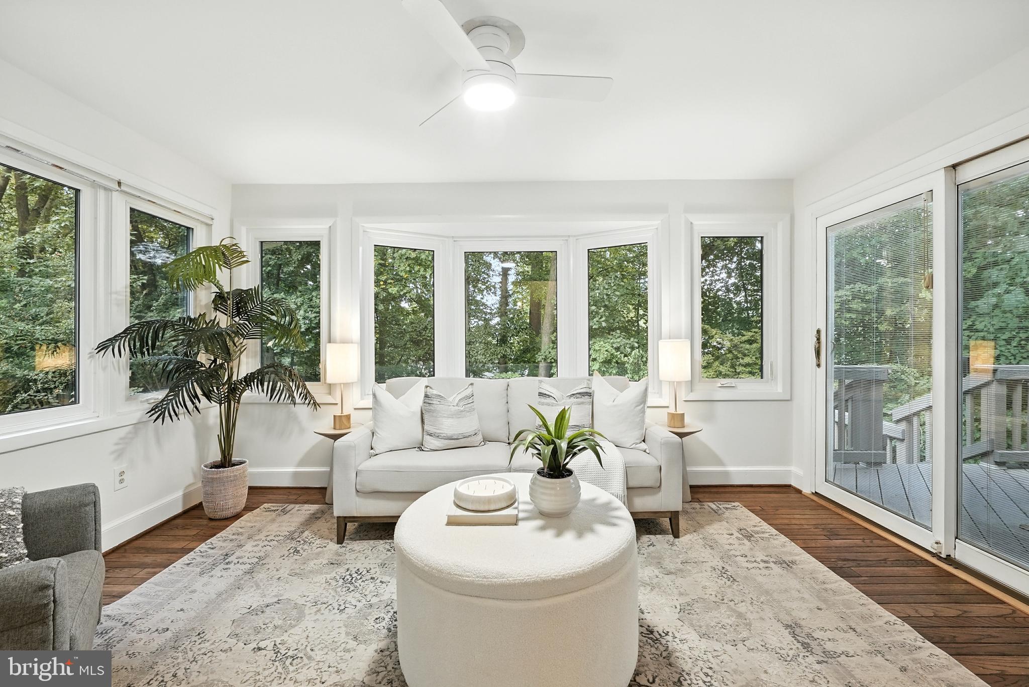 LEE HEIGHTS - Residential