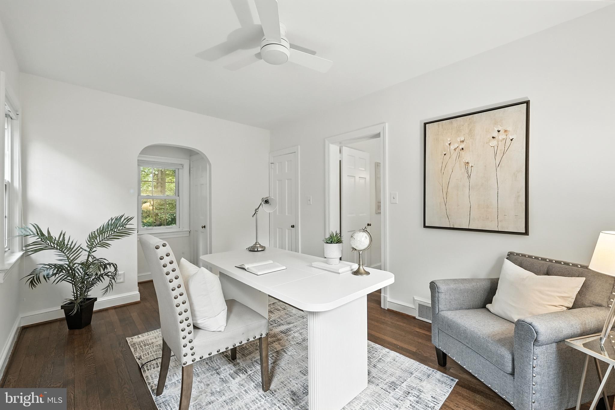 LEE HEIGHTS - Residential