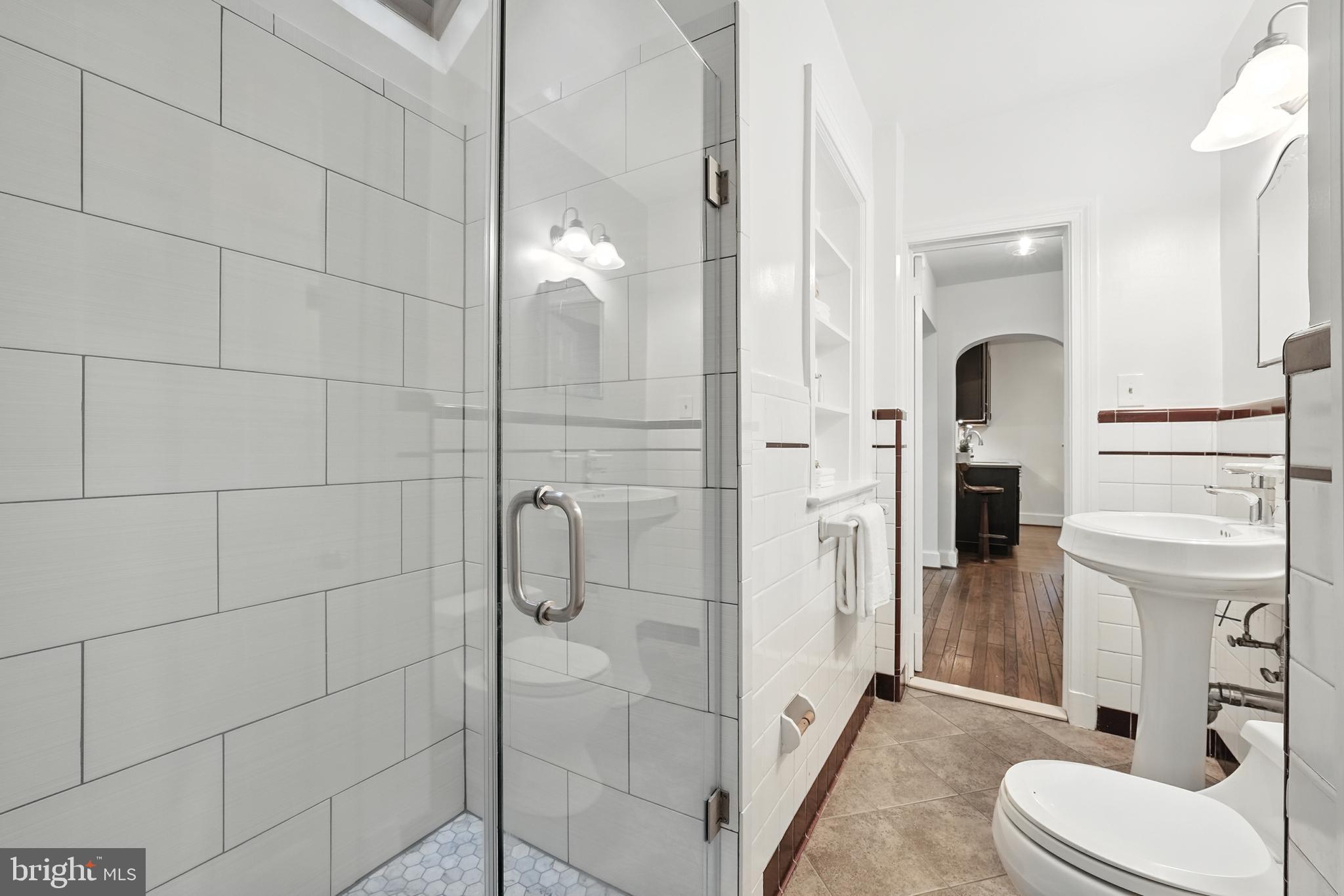 LEE HEIGHTS - Residential