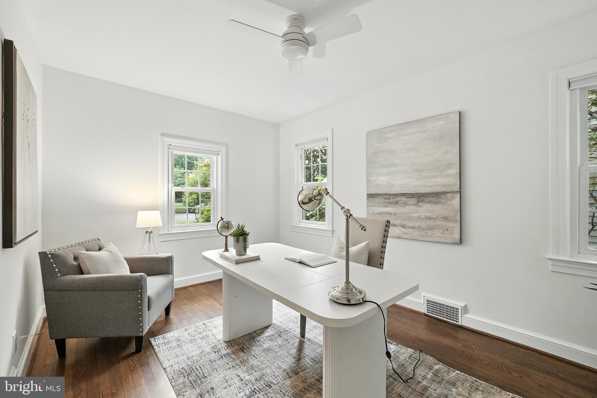 LEE HEIGHTS - Residential