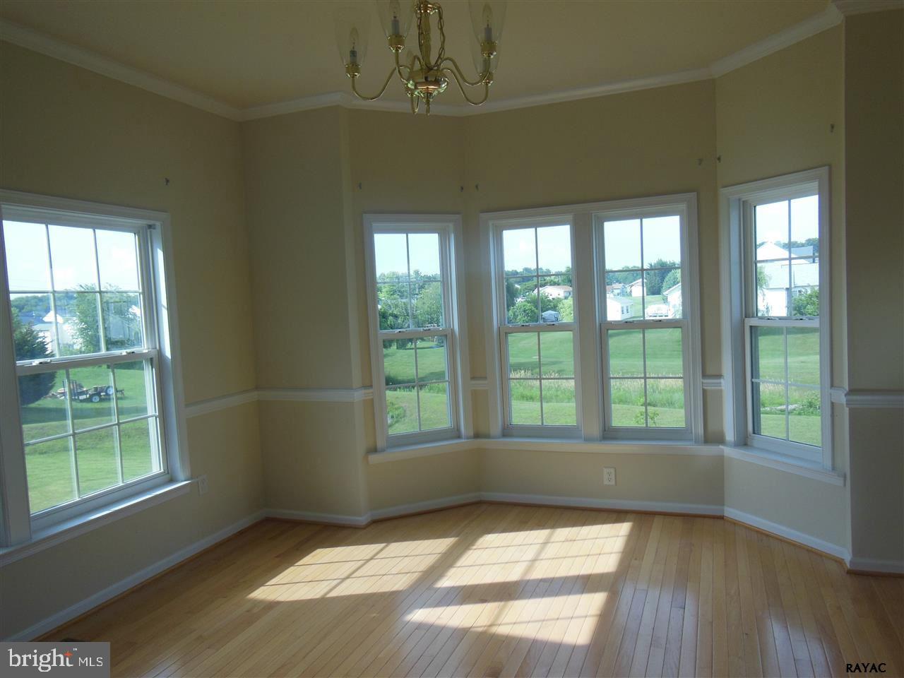 EAST VIEW MEADOWS - Residential