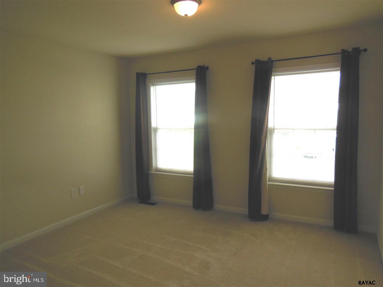 EAST VIEW MEADOWS - Residential