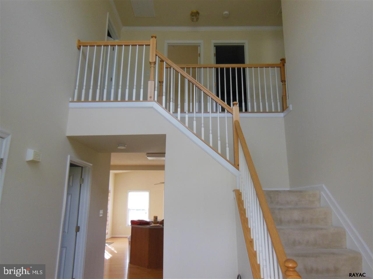 EAST VIEW MEADOWS - Residential
