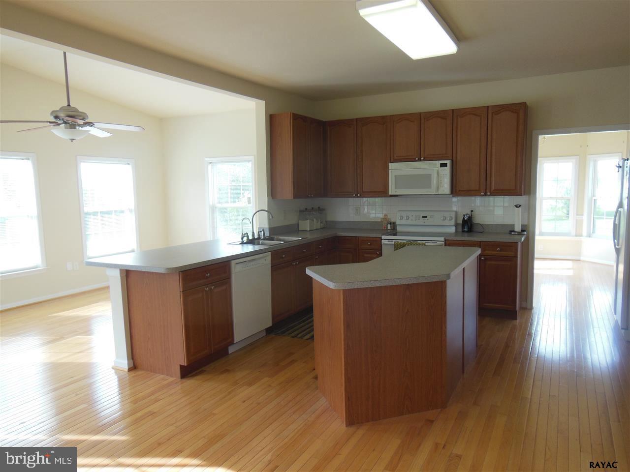 EAST VIEW MEADOWS - Residential