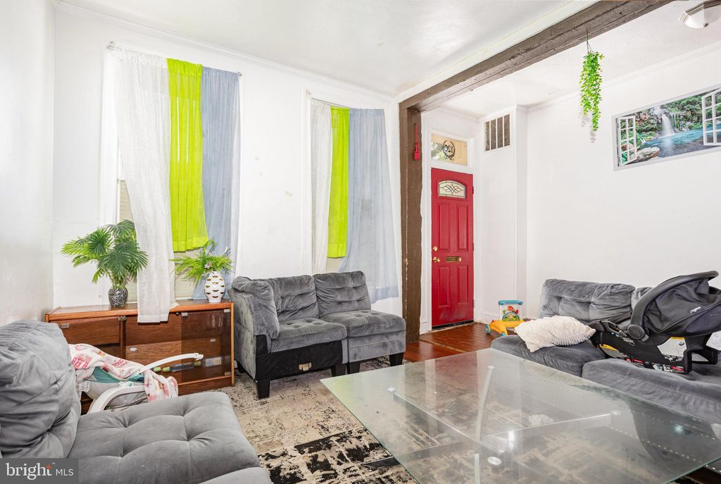 Photo of 120 S Newberry Street, YORK, PA 17401 (MLS # PAYK2087460)