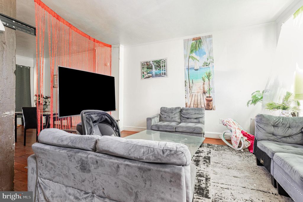 Photo of 120 S Newberry Street, YORK, PA 17401 (MLS # PAYK2087460)