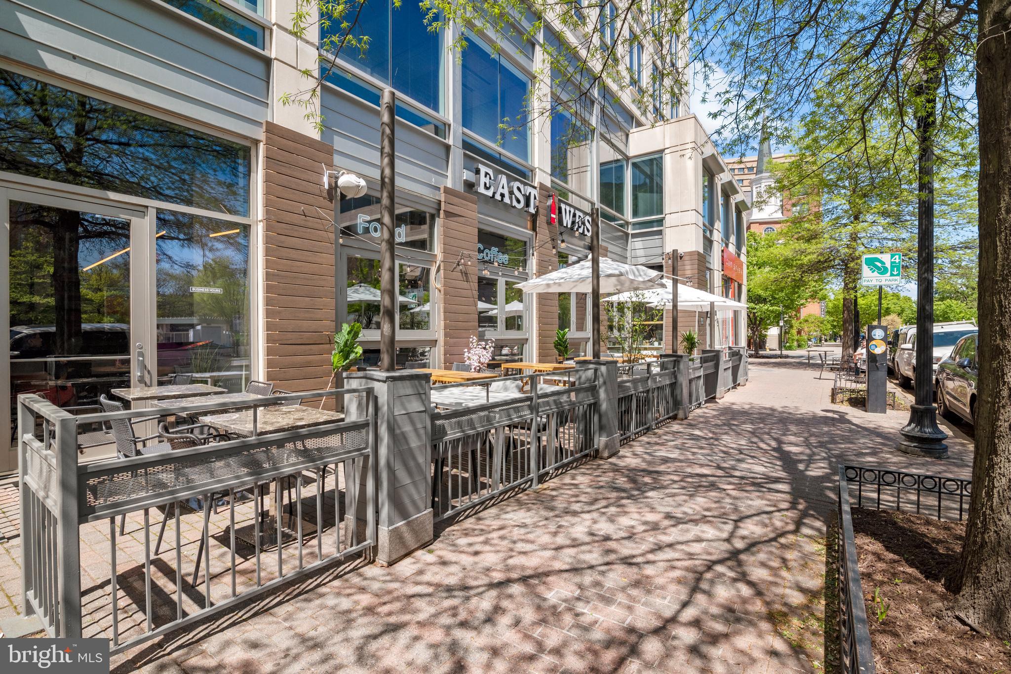 CLARENDON - Residential