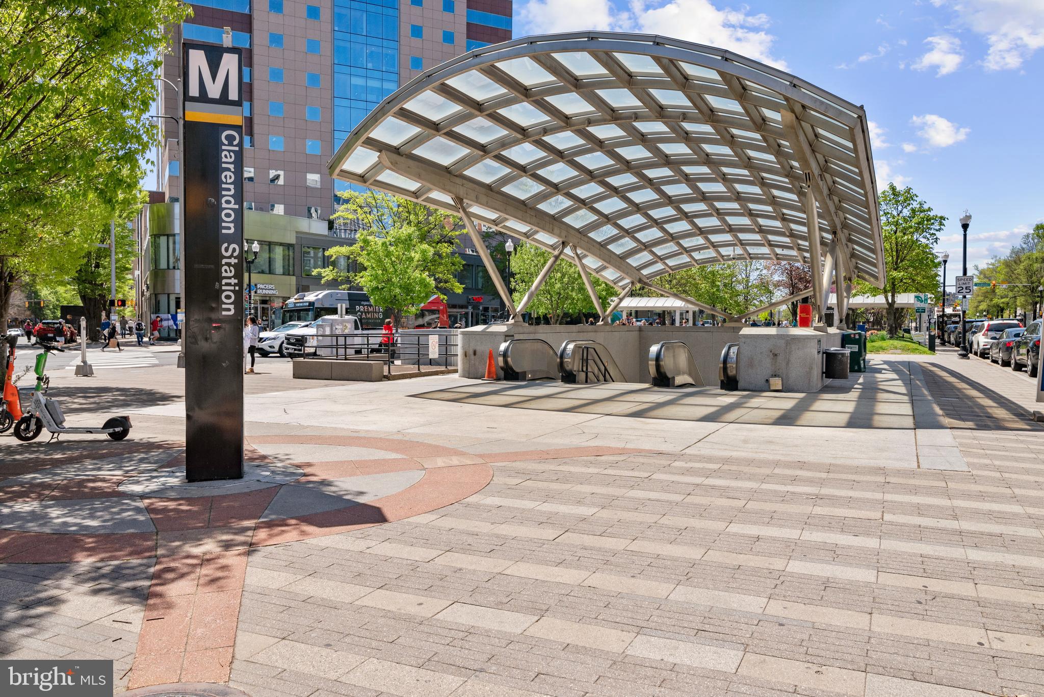 CLARENDON - Residential