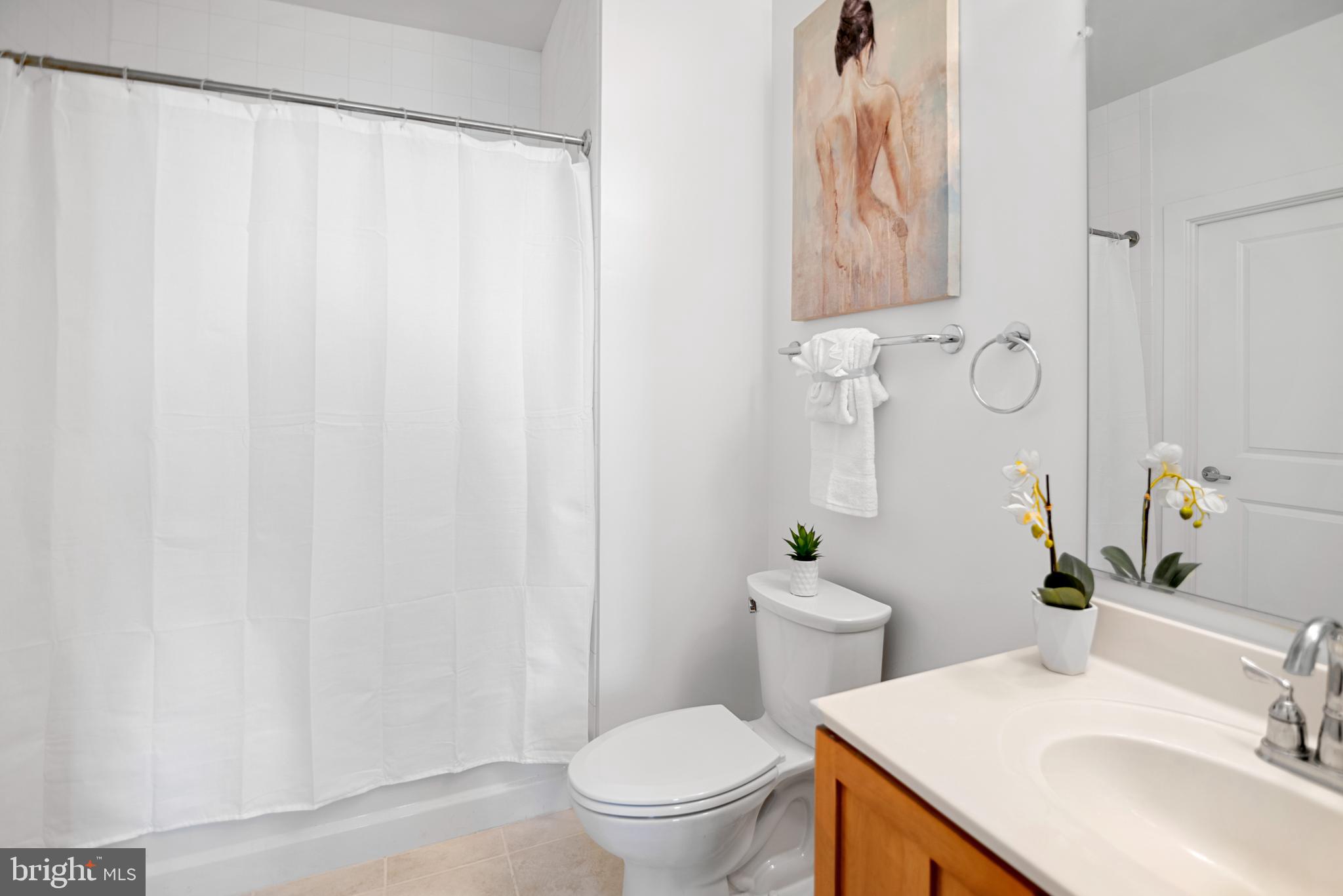 CLARENDON - Residential