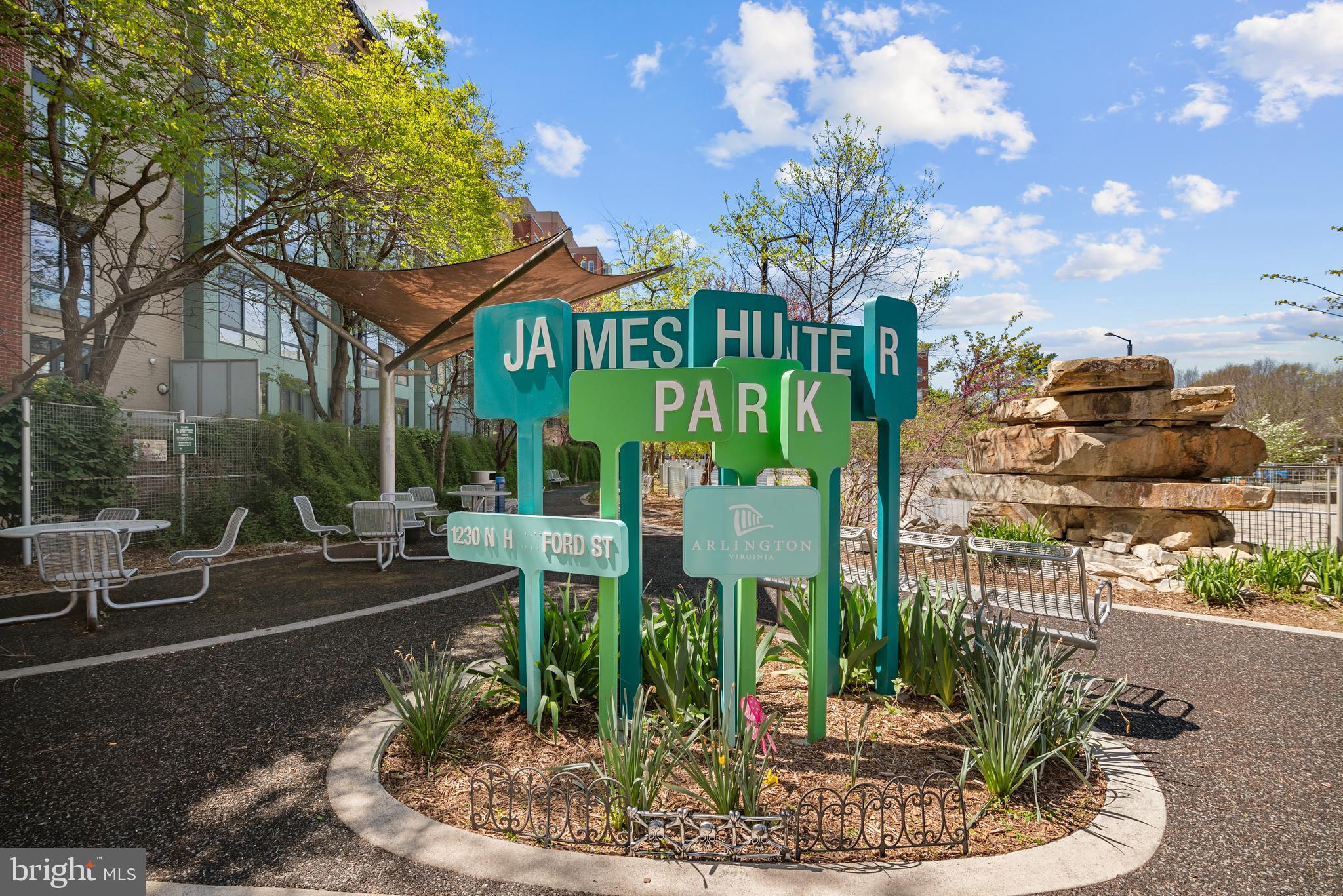 CLARENDON - Residential