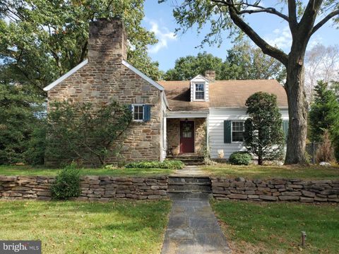 Photo of 1003 OAK ST, AKRON, PA 17501 (MLS # PALA2033126)