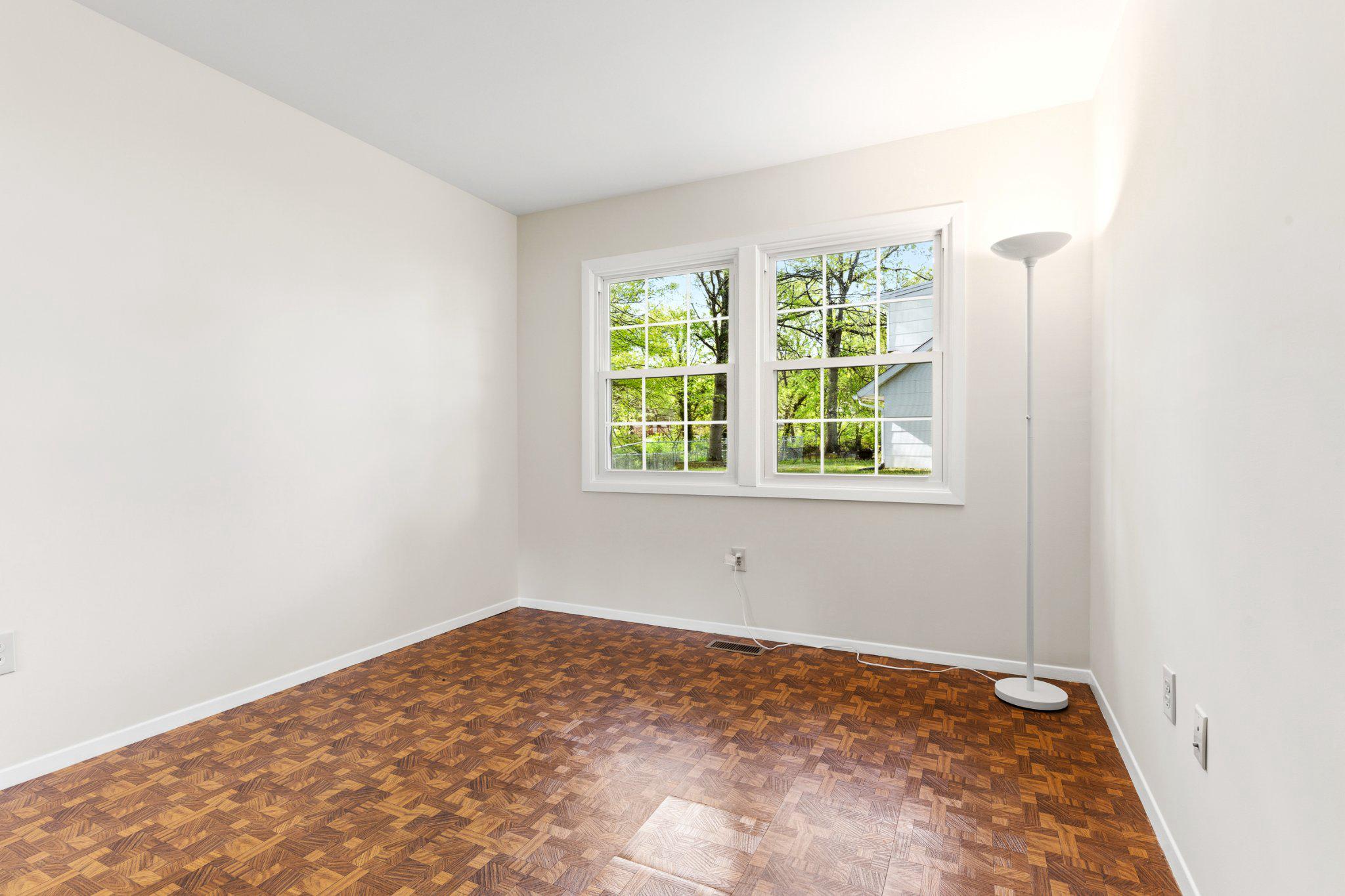 MONTPELIER - Residential