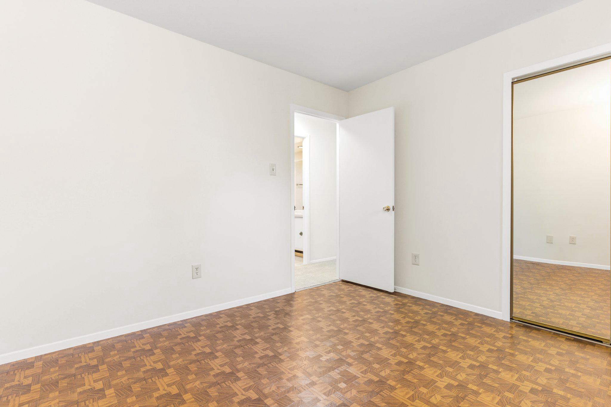 MONTPELIER - Residential