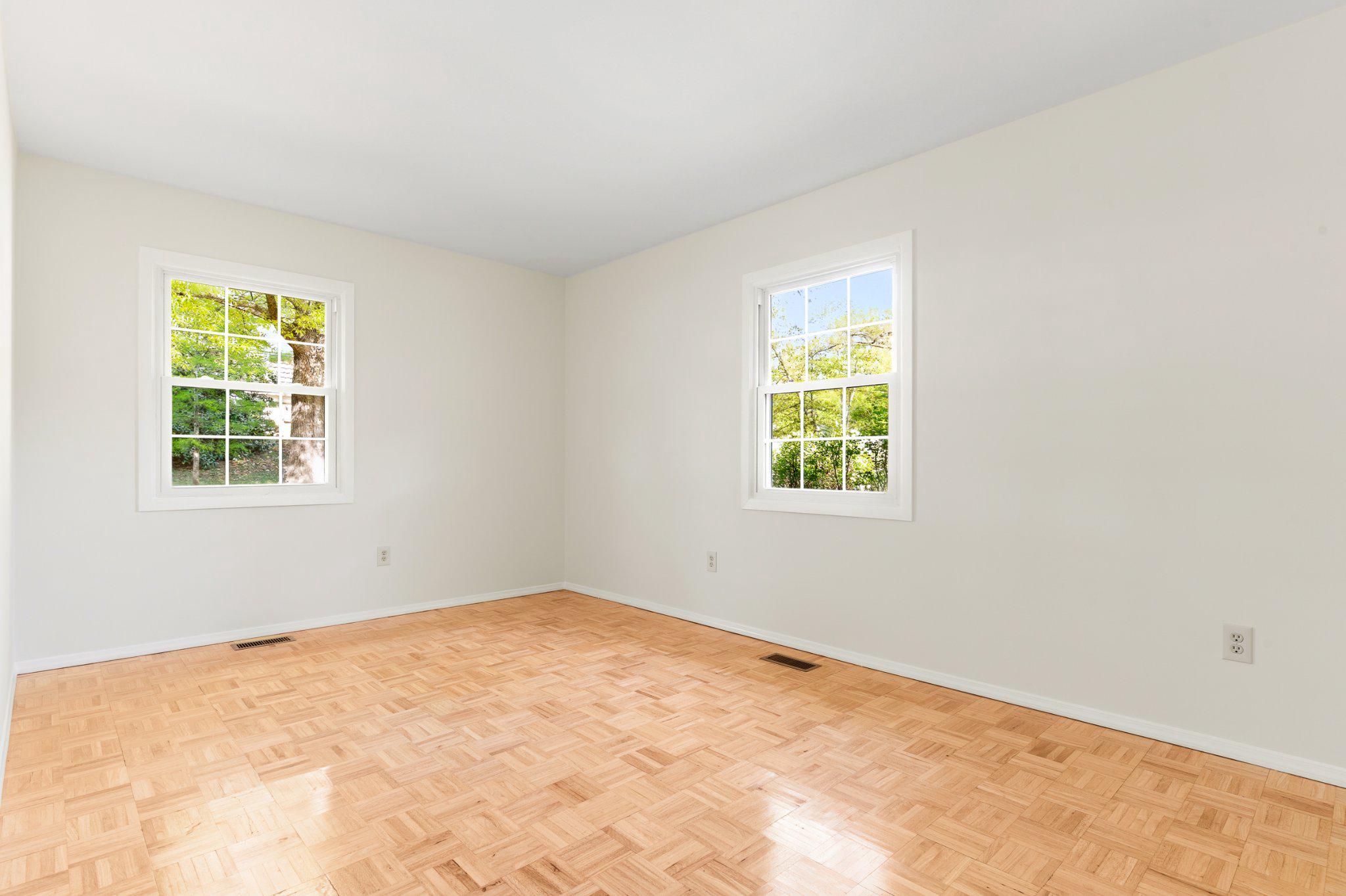 MONTPELIER - Residential