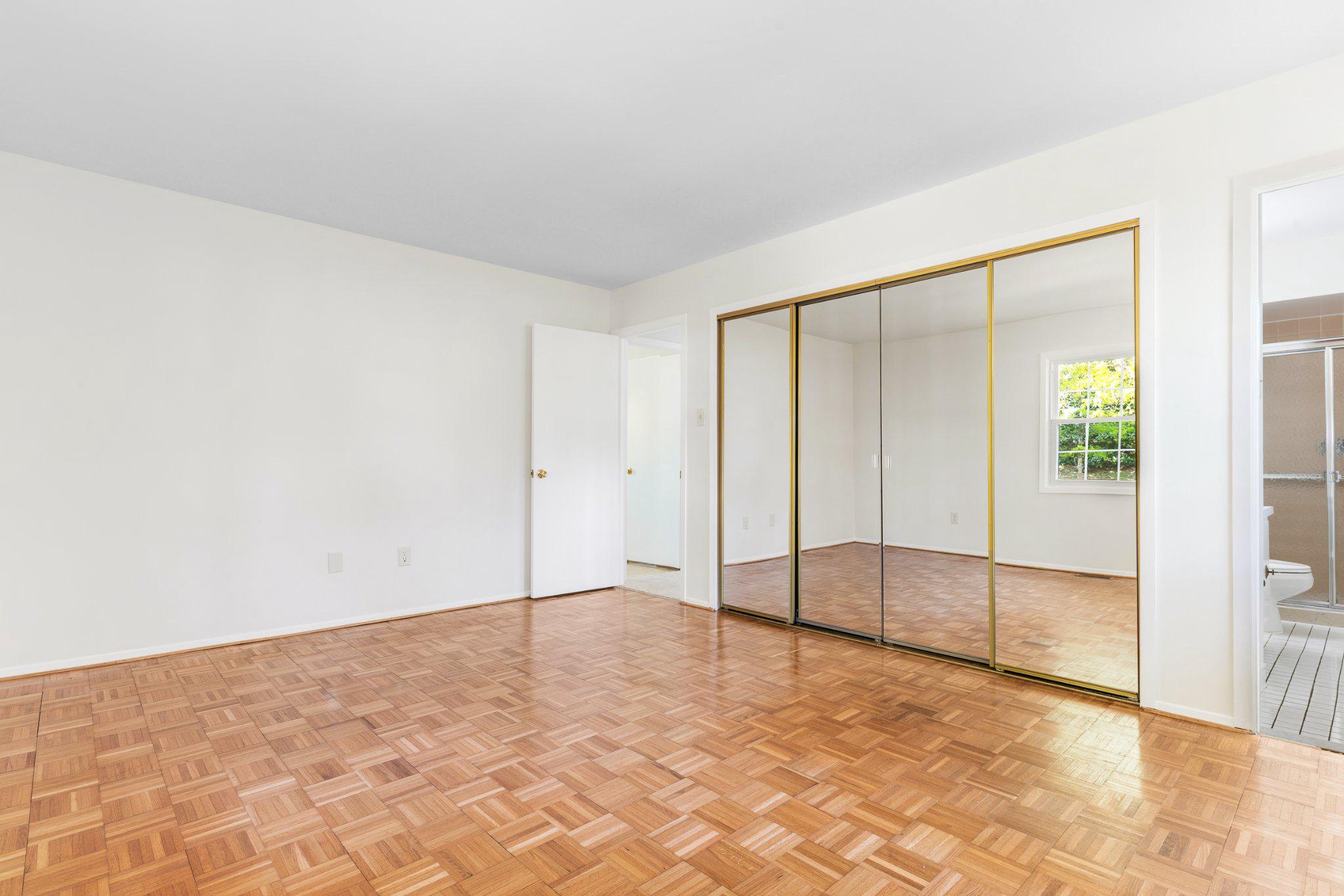 MONTPELIER - Residential