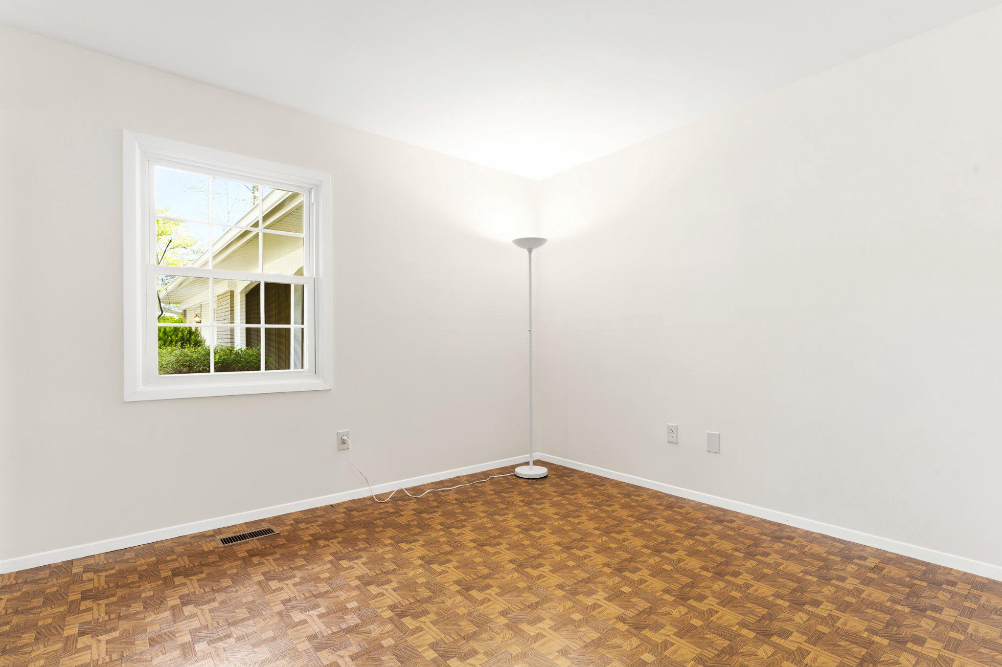 MONTPELIER - Residential