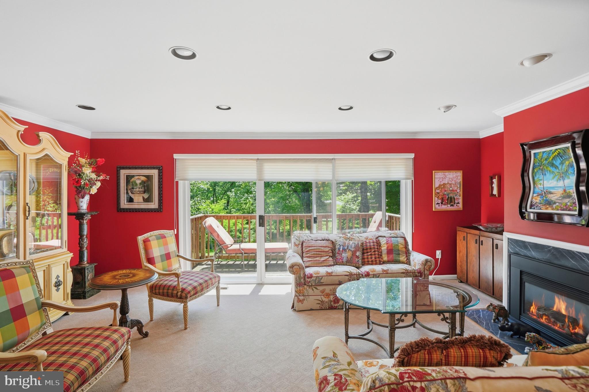 27 LIGHTTOWN COURT 27