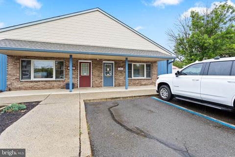 Photo of 231 Crosswicks Road, BORDENTOWN, NJ 08505 (MLS # NJBL2087638)