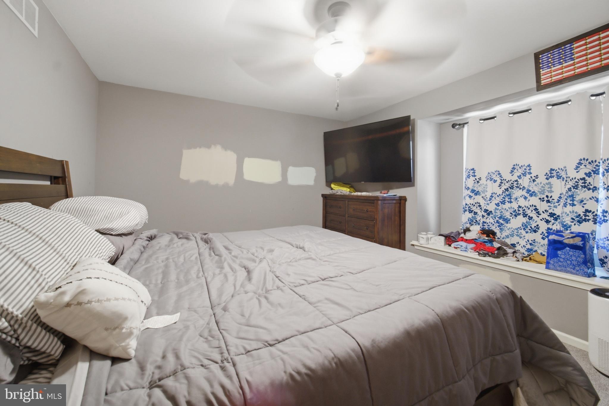 MONTGOMERY MEADOWS - Residential