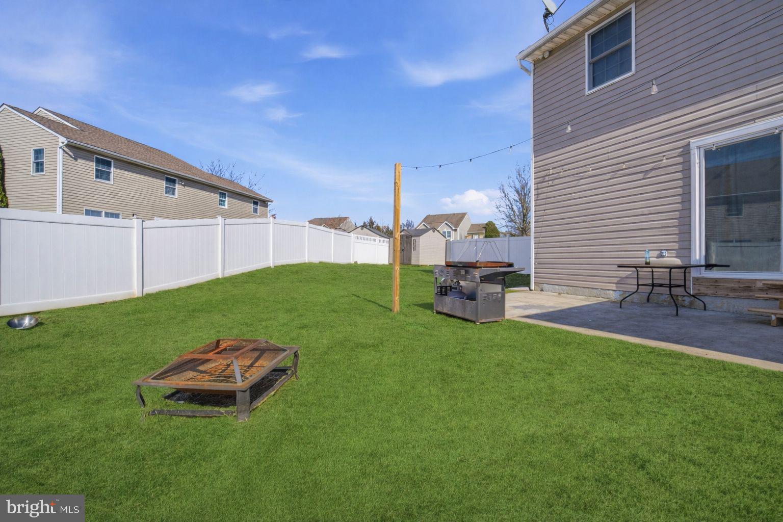 MONTGOMERY MEADOWS - Residential