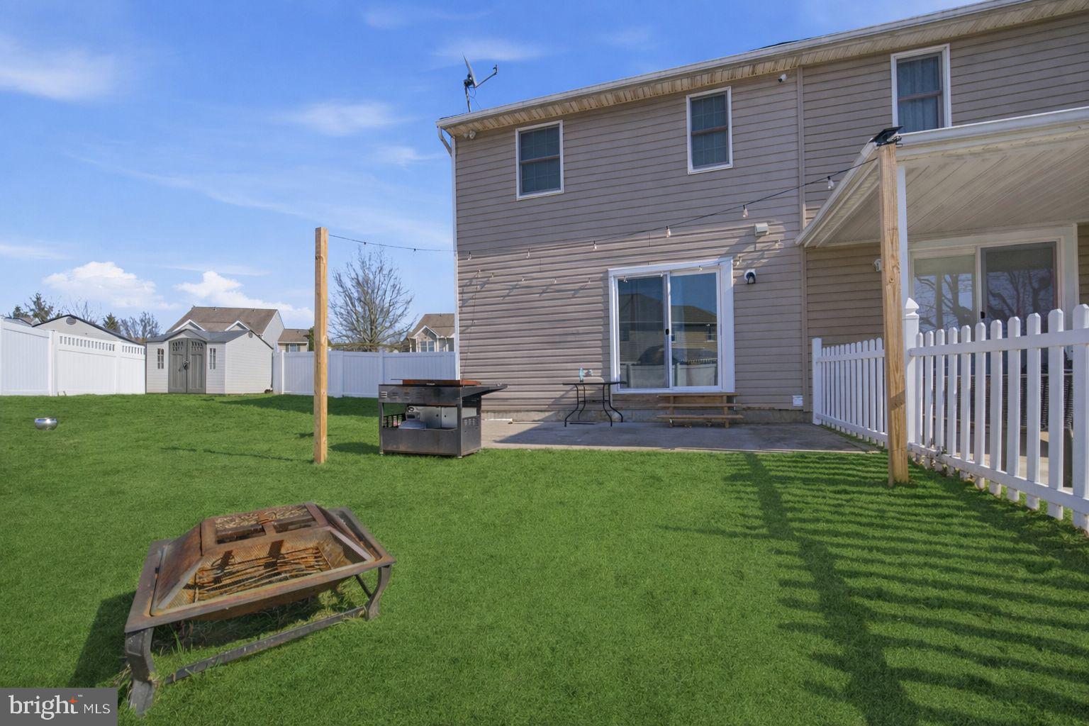 MONTGOMERY MEADOWS - Residential