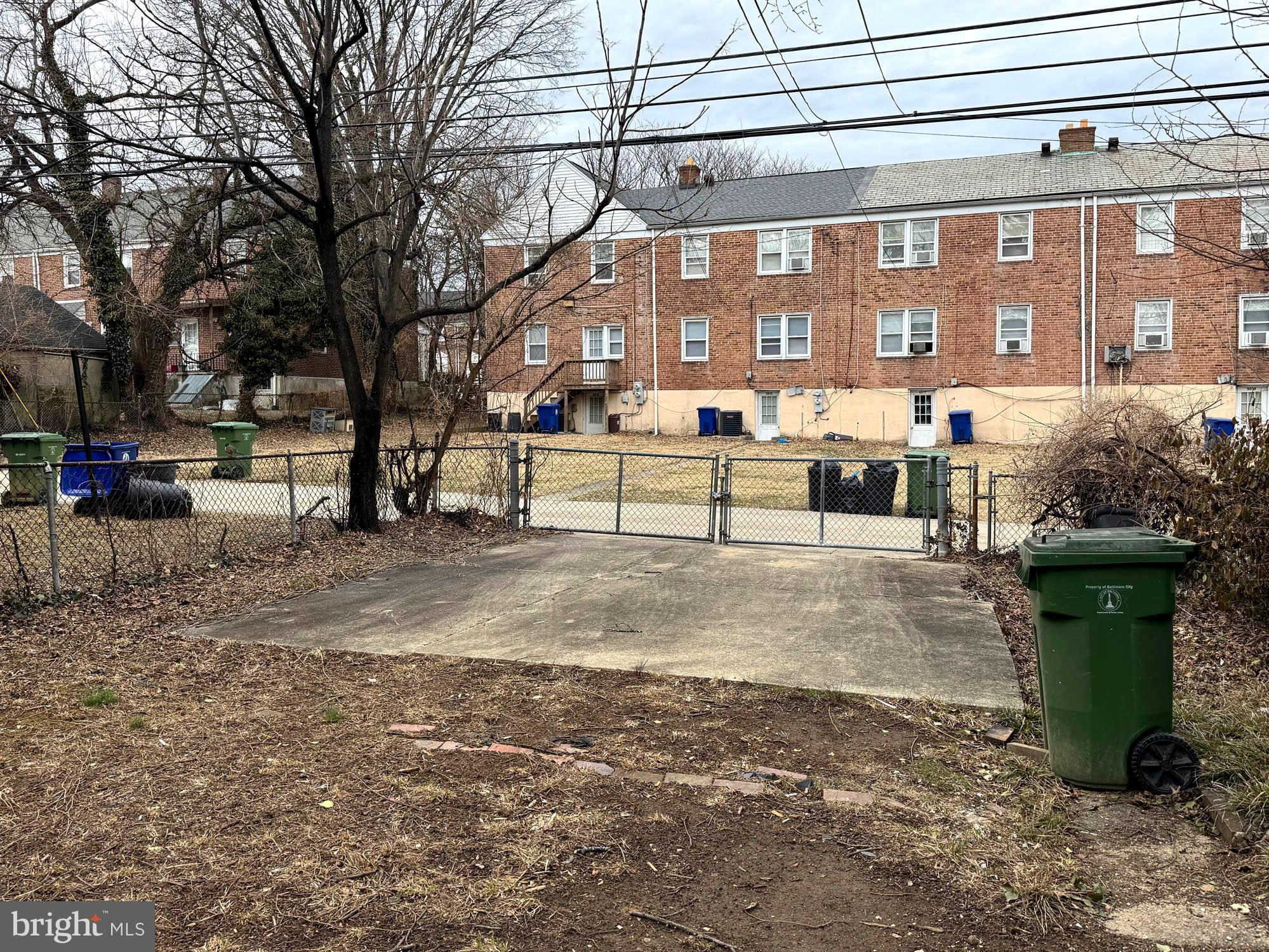 CAMERON VILLAGE - Residential