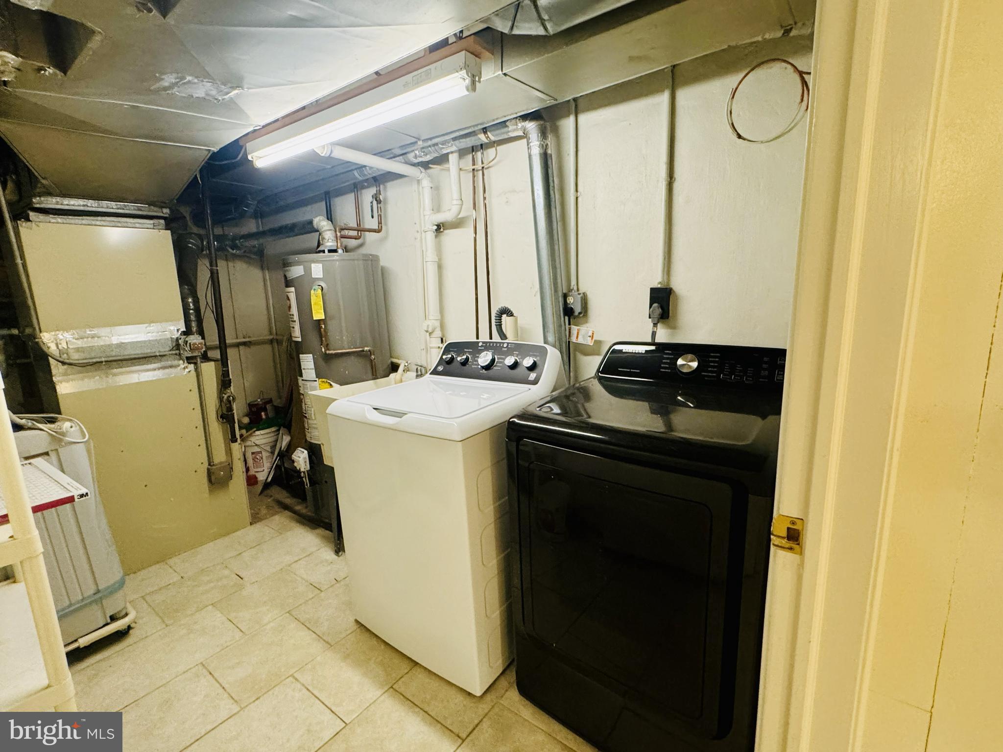 MEDFIELD - Residential