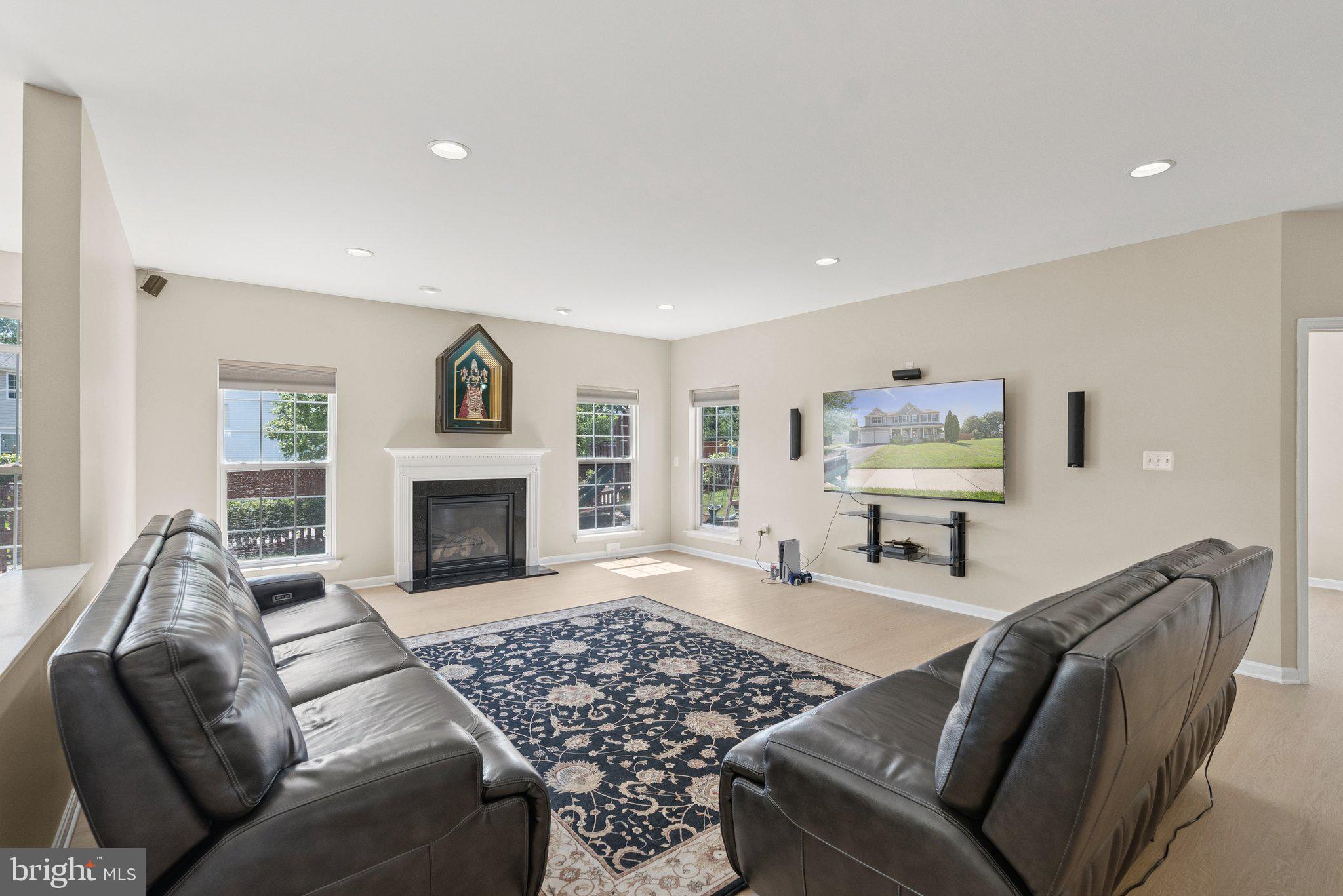 5402 LOGGERHEAD PLACE