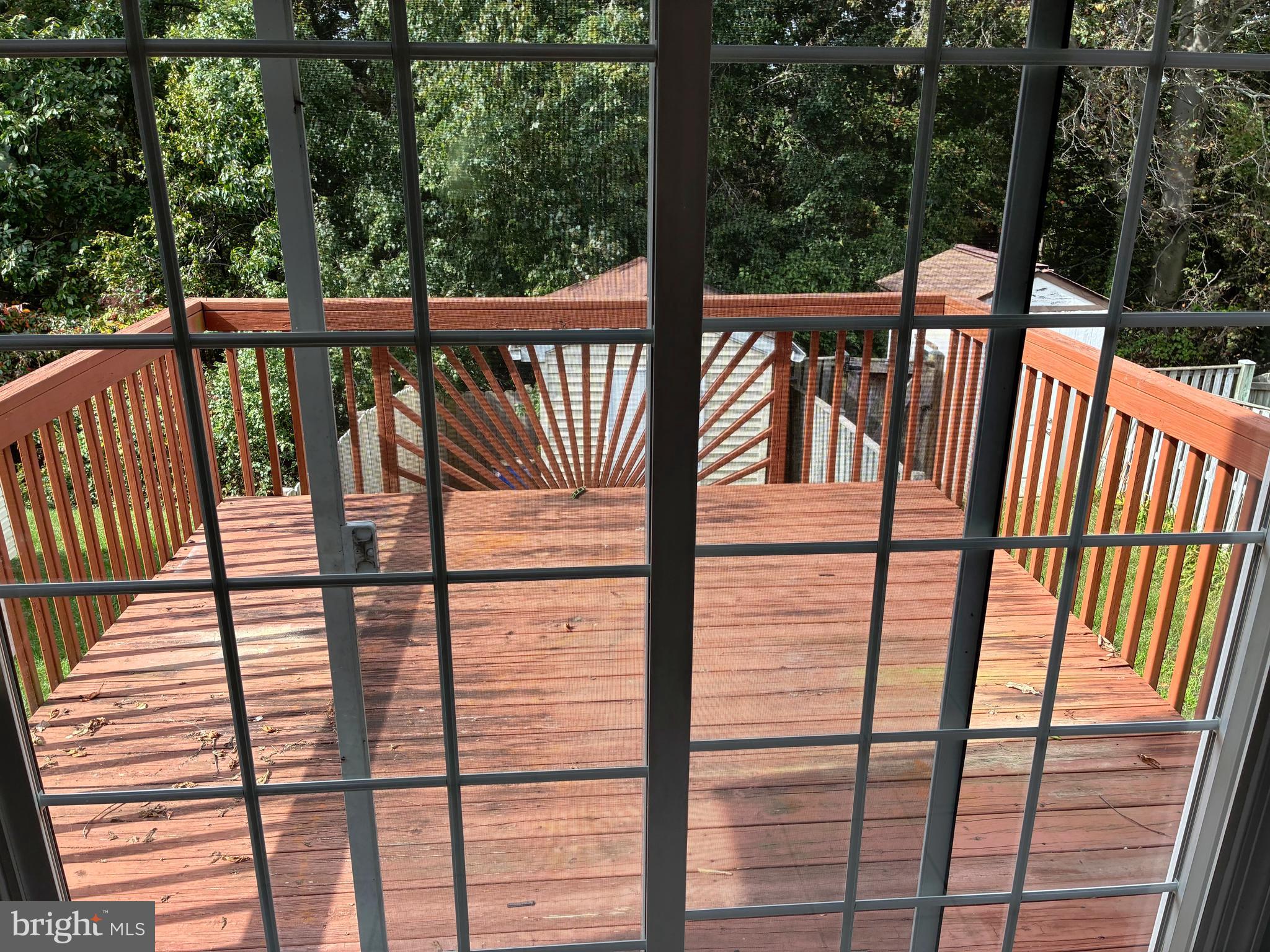 RIVERSIDE - Residential Lease