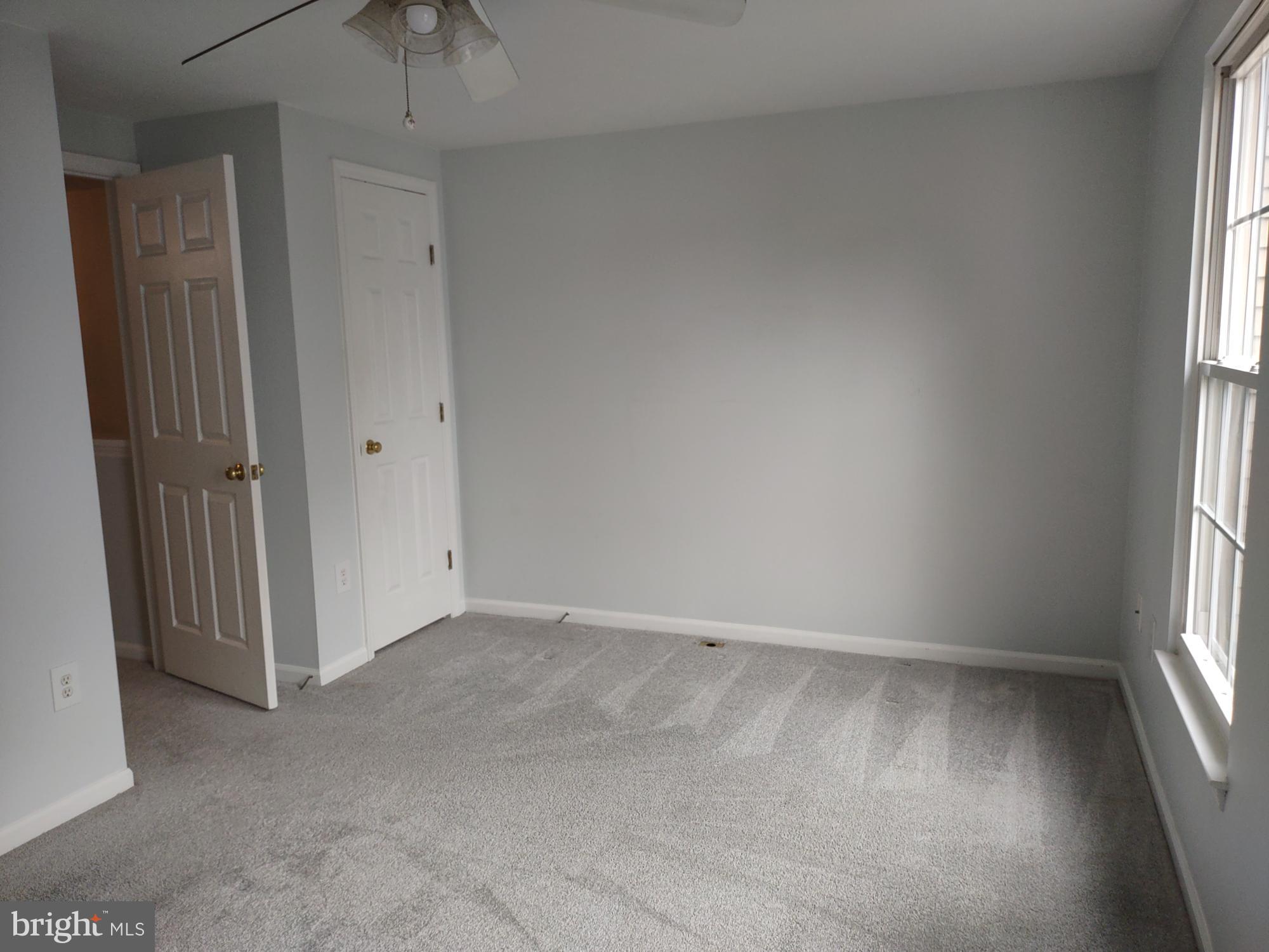 RIVERSIDE - Residential Lease