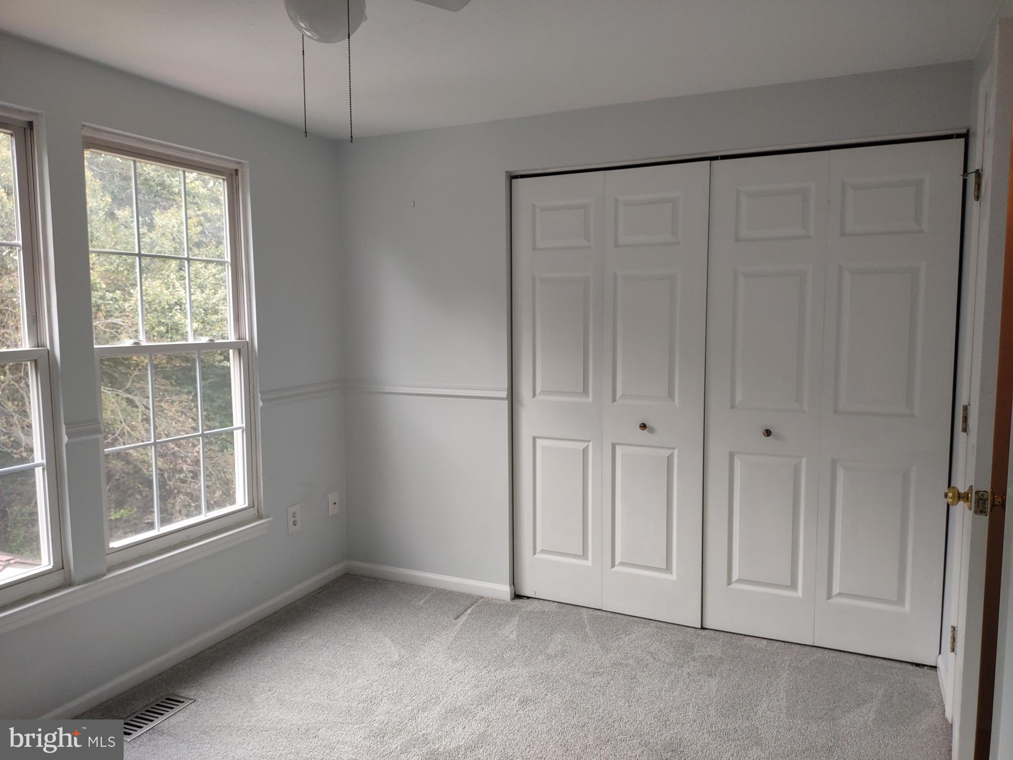 RIVERSIDE - Residential Lease